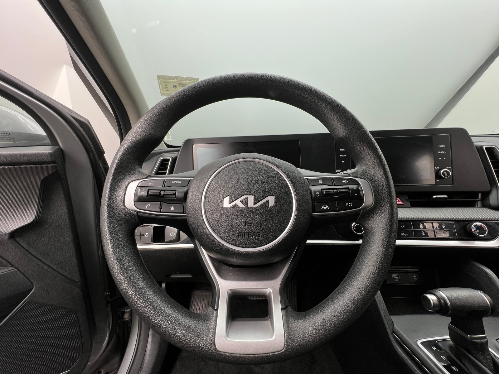 Thumbnail: 2024 Kia Sportage - 5