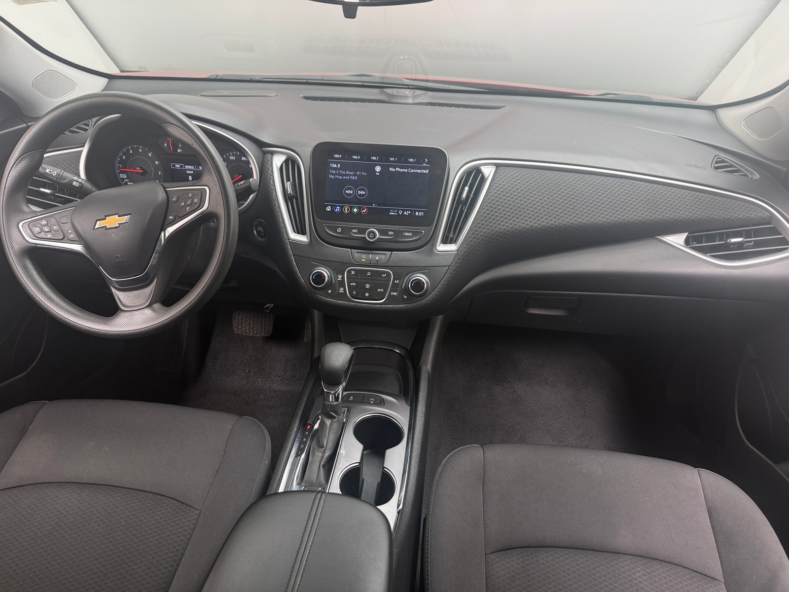 Thumbnail: 2024 Chevrolet Malibu - 3