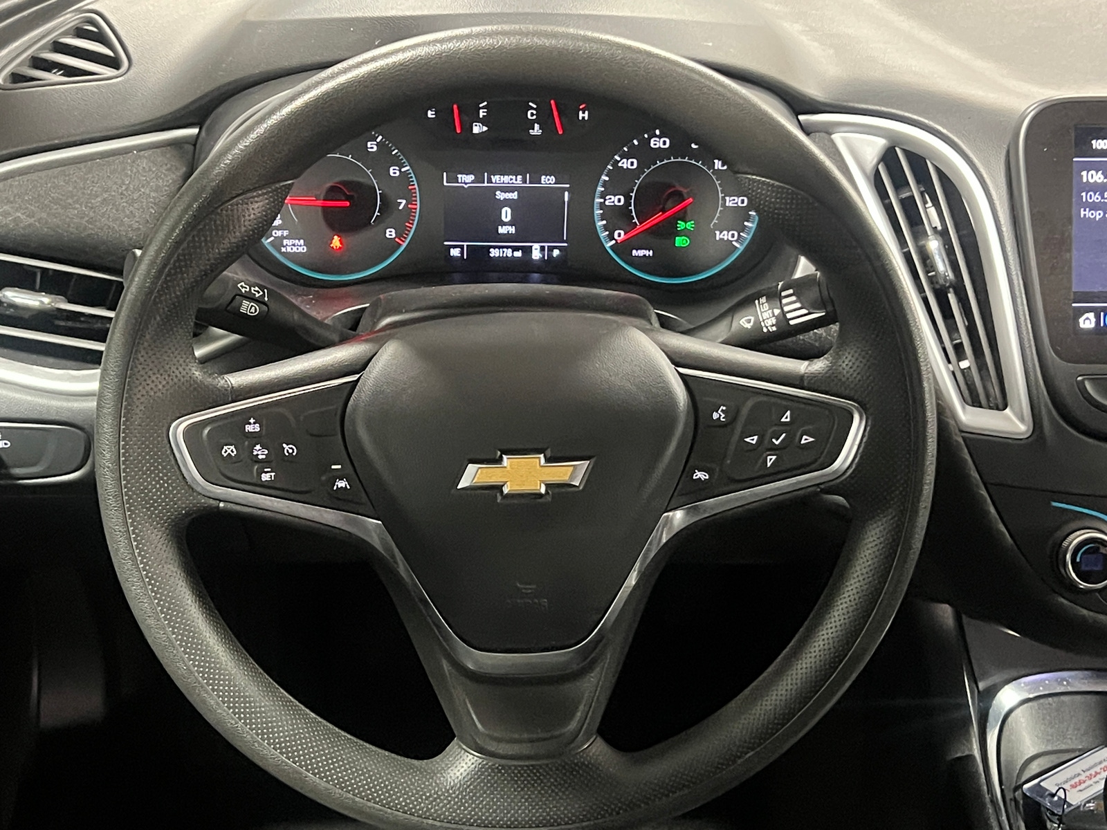 Thumbnail: 2024 Chevrolet Malibu - 5