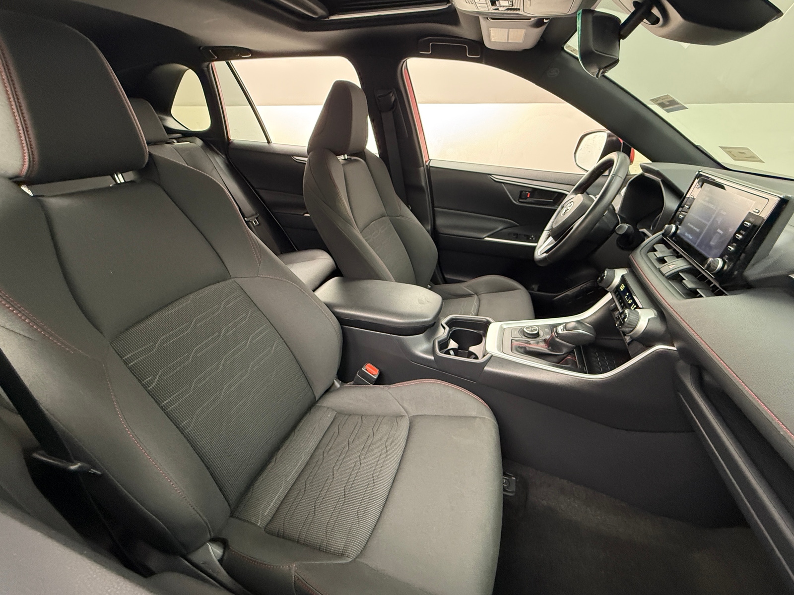 Thumbnail: 2021 Toyota RAV4 - 2