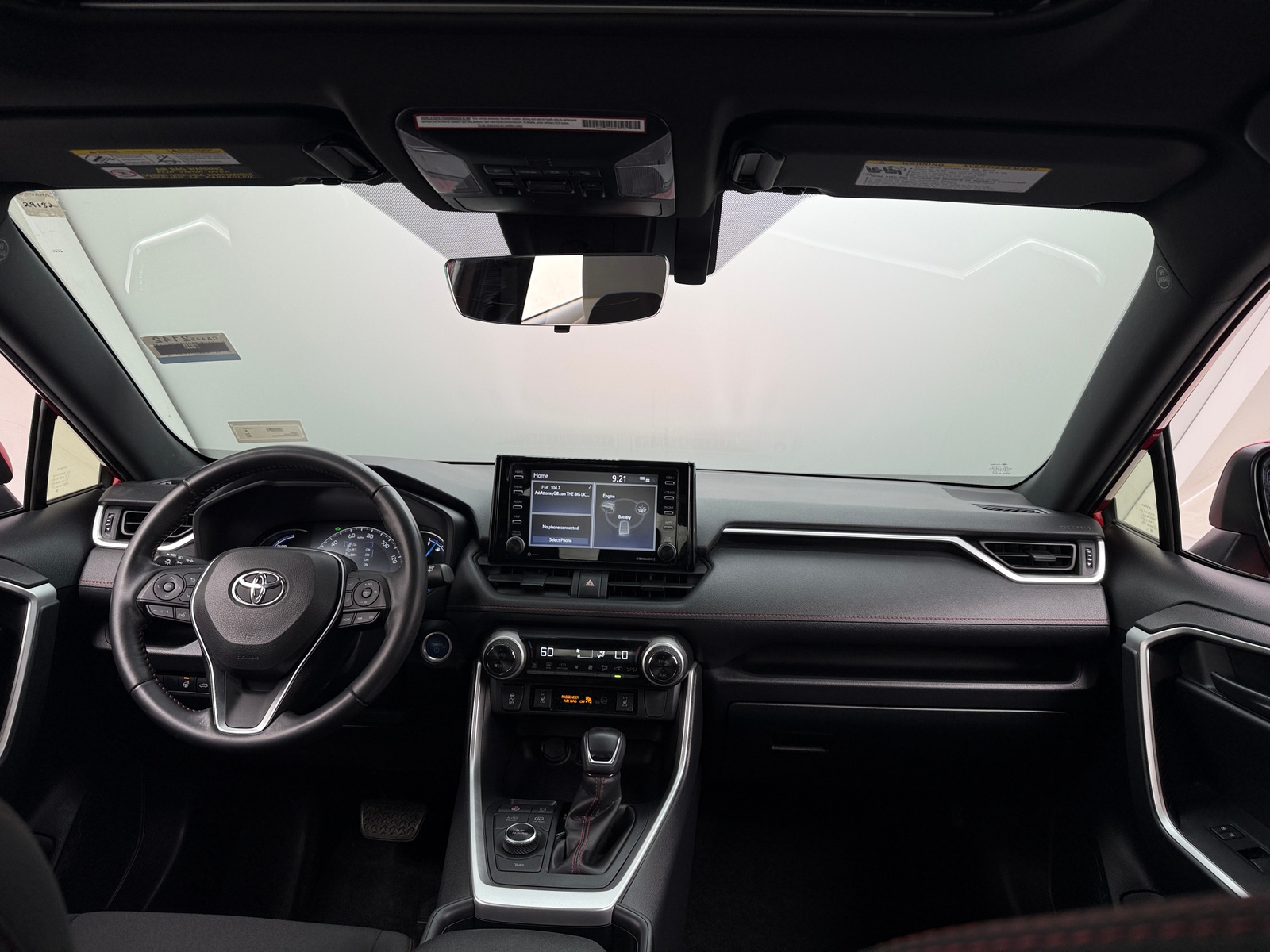 Thumbnail: 2021 Toyota RAV4 - 3