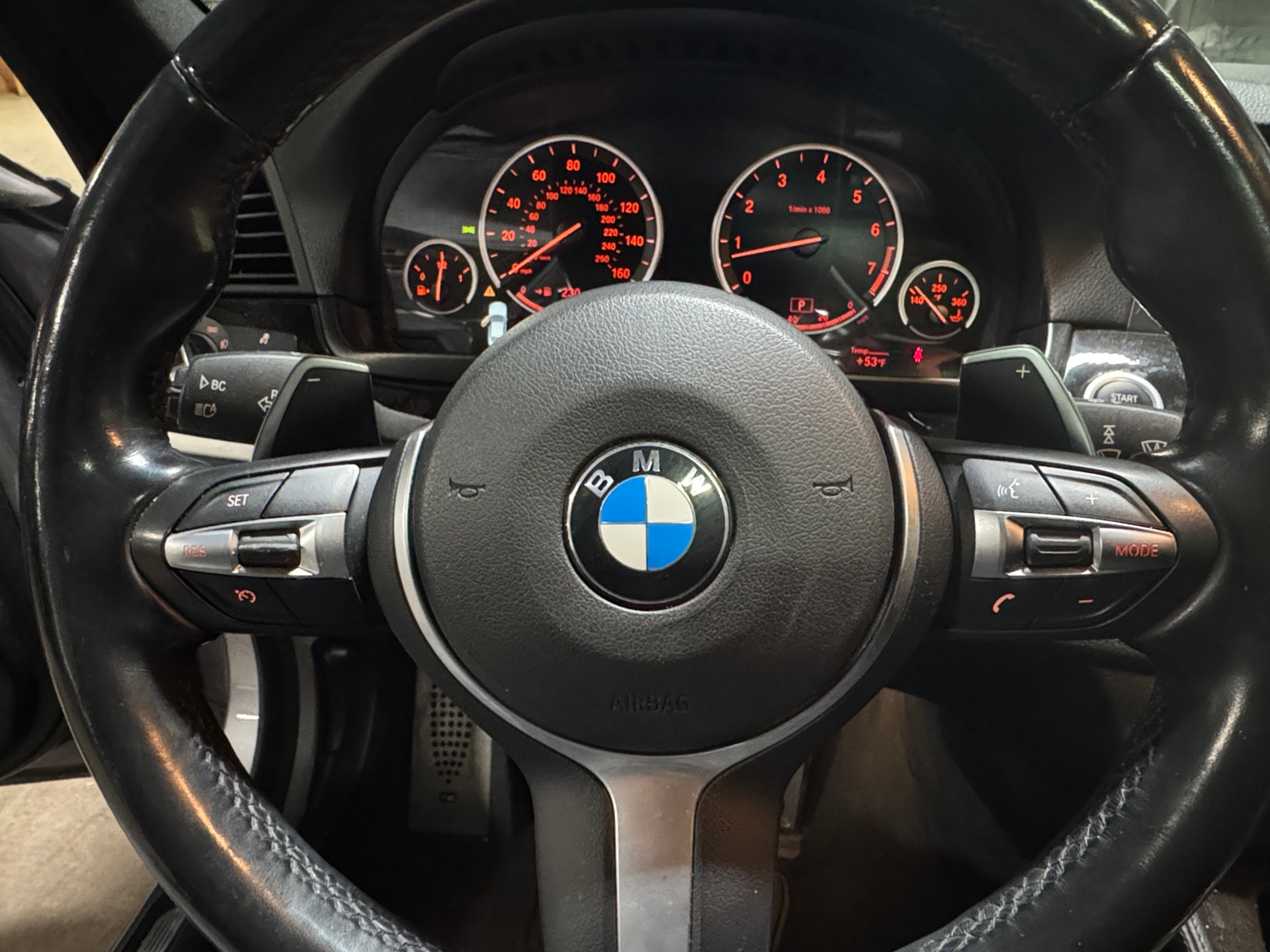 Thumbnail: 2014 BMW 5 Series - 4