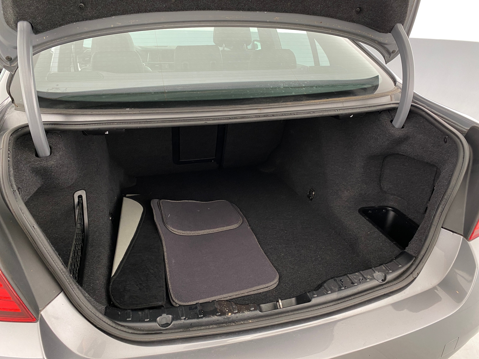 Thumbnail: 2014 BMW 5 Series - 6