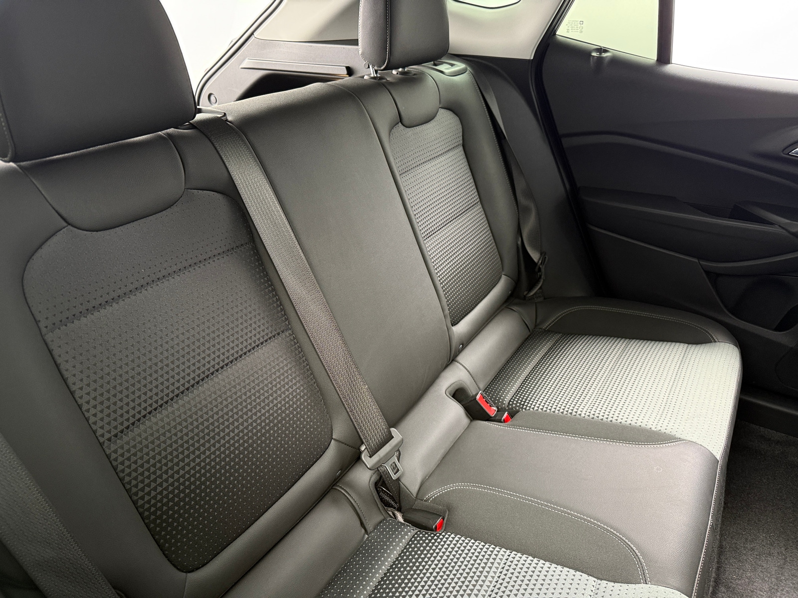 Thumbnail: 2025 Chevrolet Trax - 6