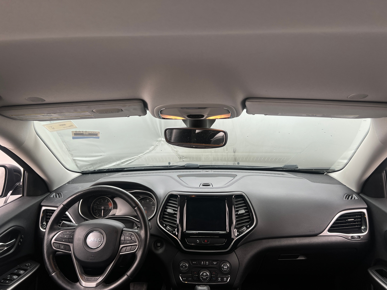 Thumbnail: 2020 Jeep Cherokee - 2