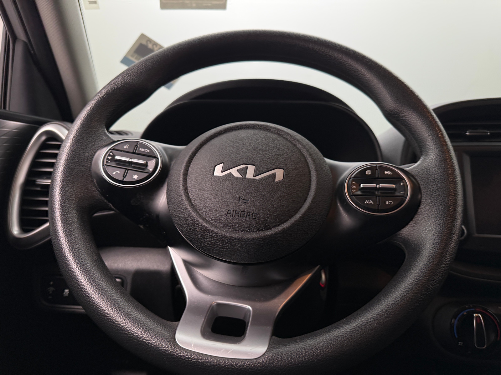 Thumbnail: 2024 Kia Soul - 5