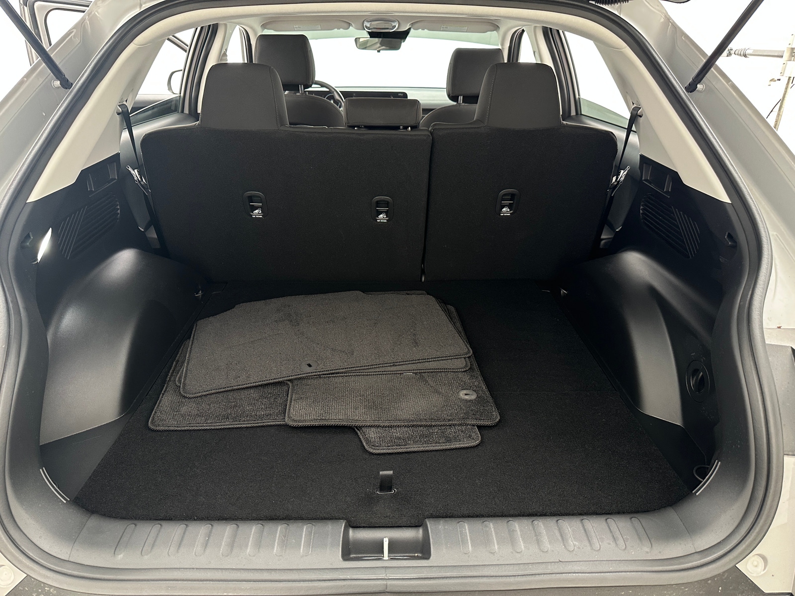 Thumbnail: 2025 Hyundai Ioniq 5 - 7