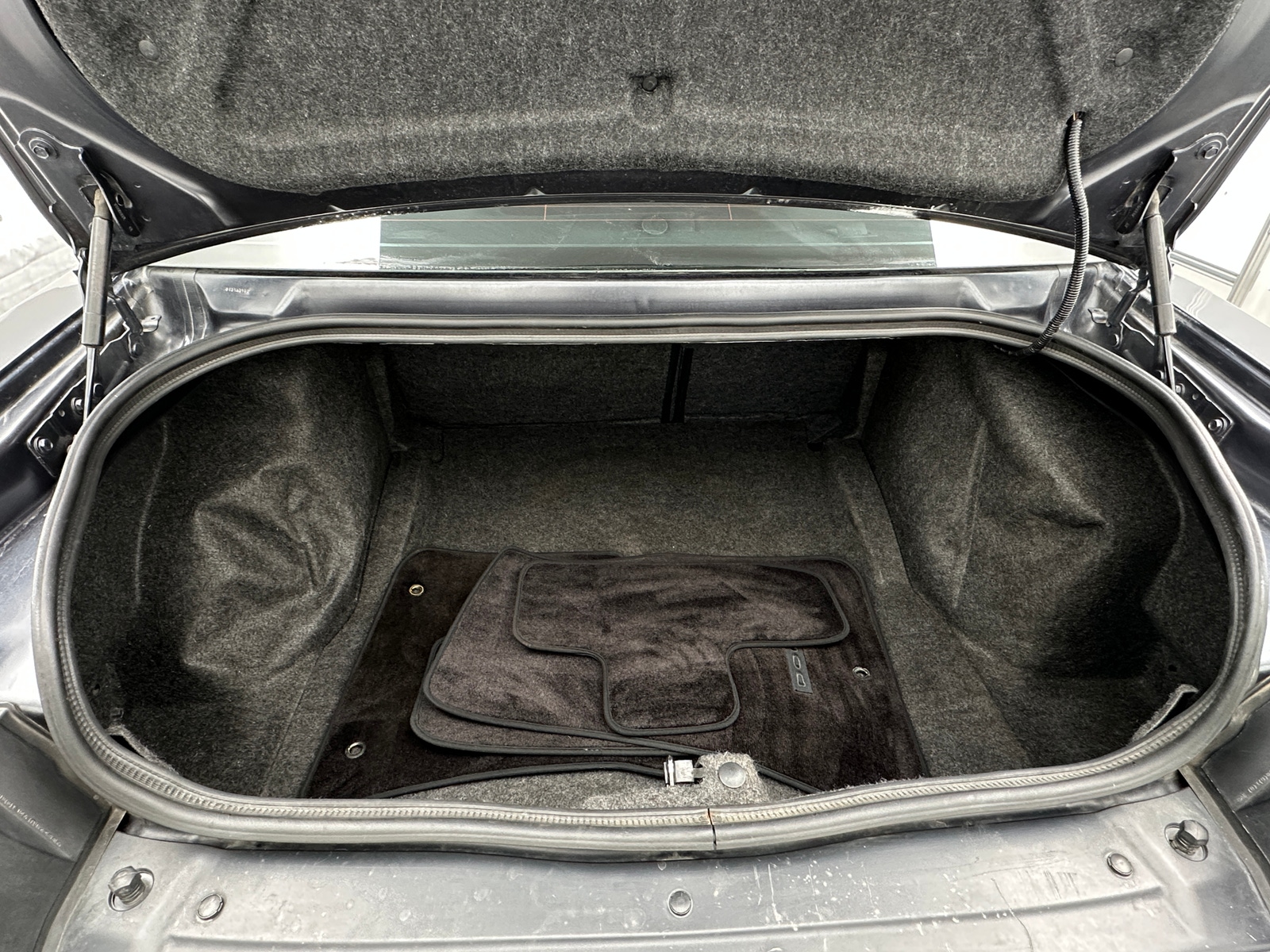 Thumbnail: 2017 Dodge Challenger - 6