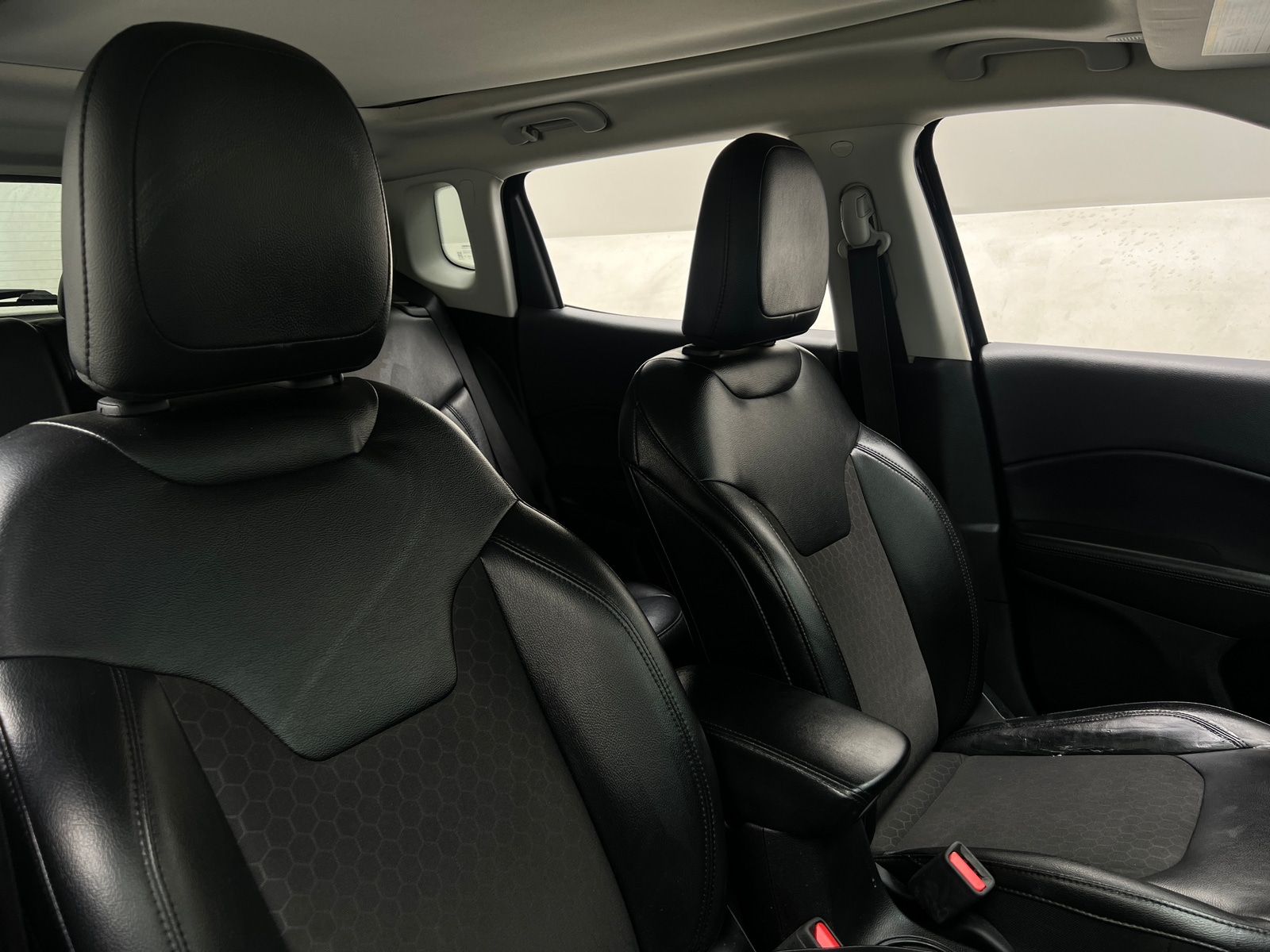 Thumbnail: 2020 Jeep Compass - 2