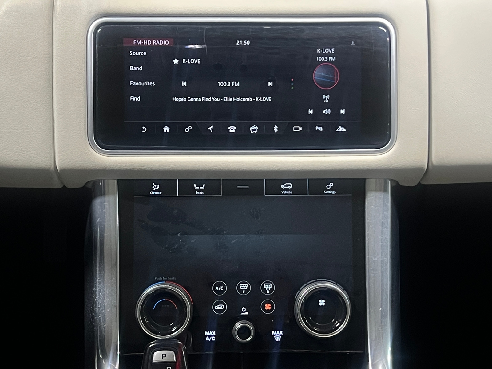 Thumbnail: 2019 Land Rover Range Rover Sport - 3