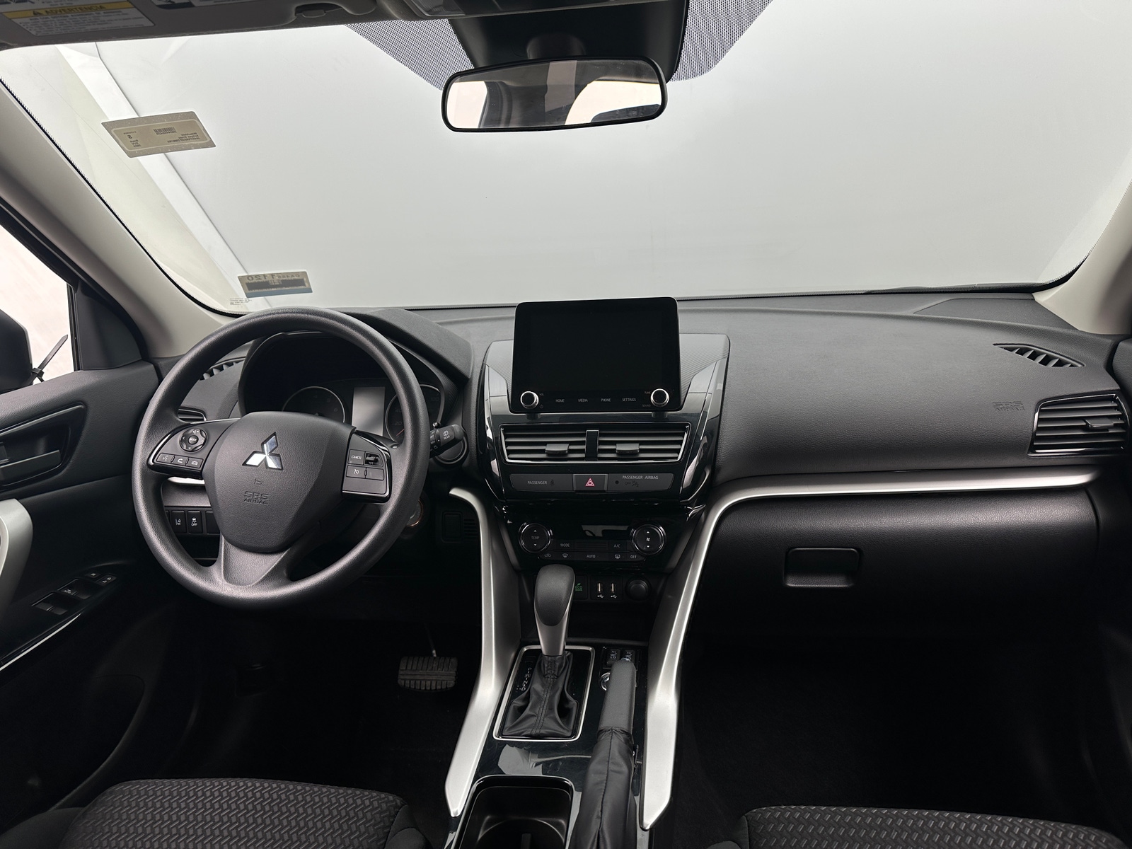 Thumbnail: 2023 Mitsubishi Eclipse Cross - 3