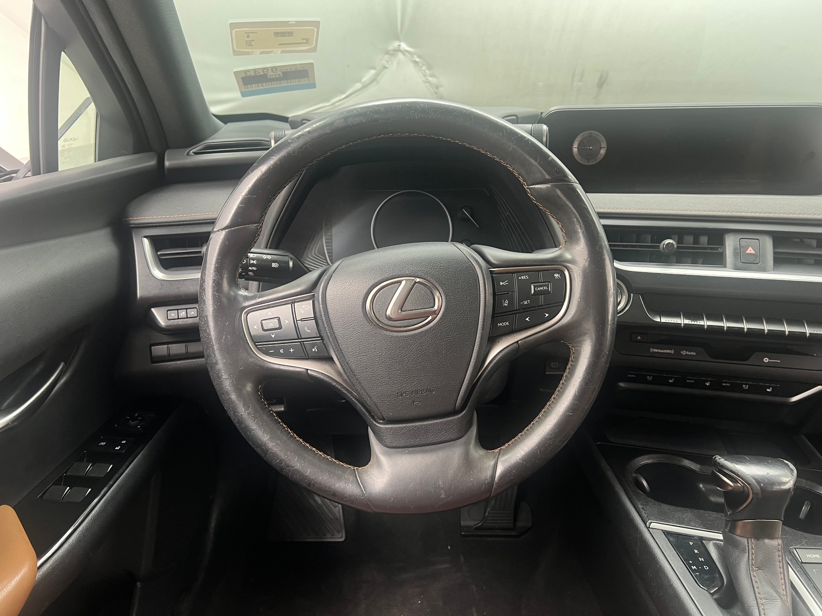 Thumbnail: 2021 Lexus UX - 5