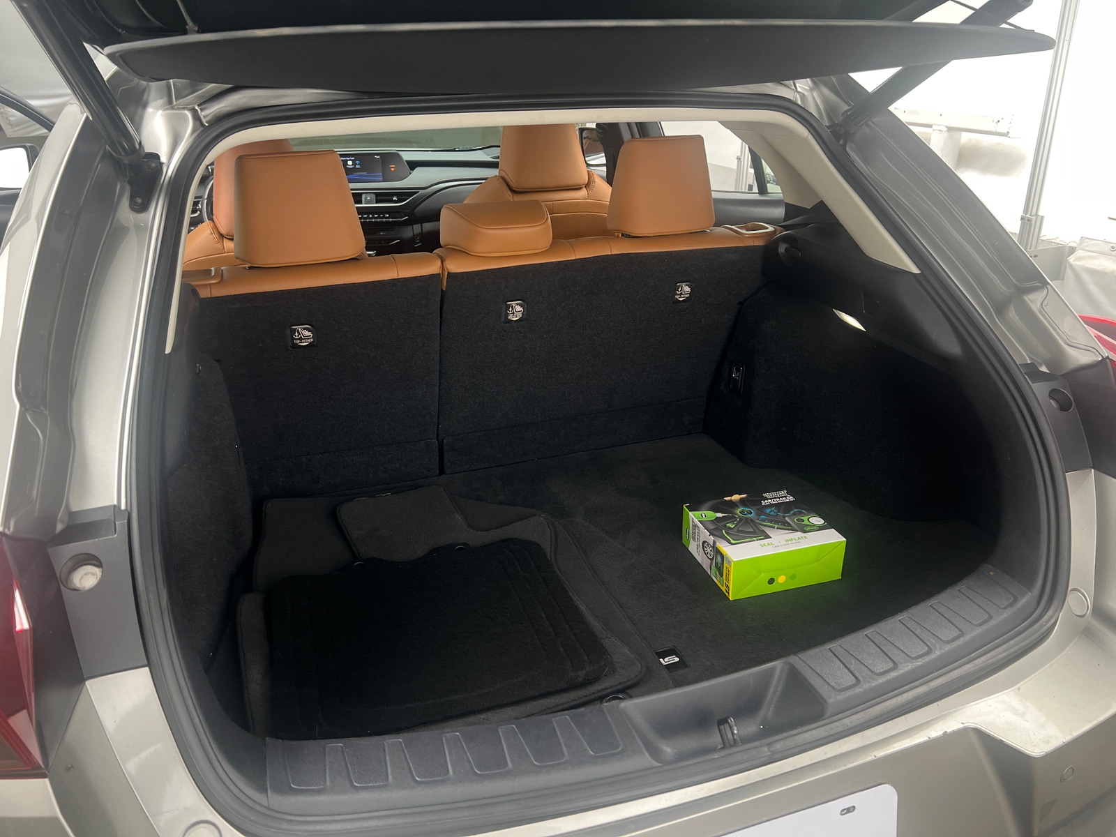 Thumbnail: 2021 Lexus UX - 7