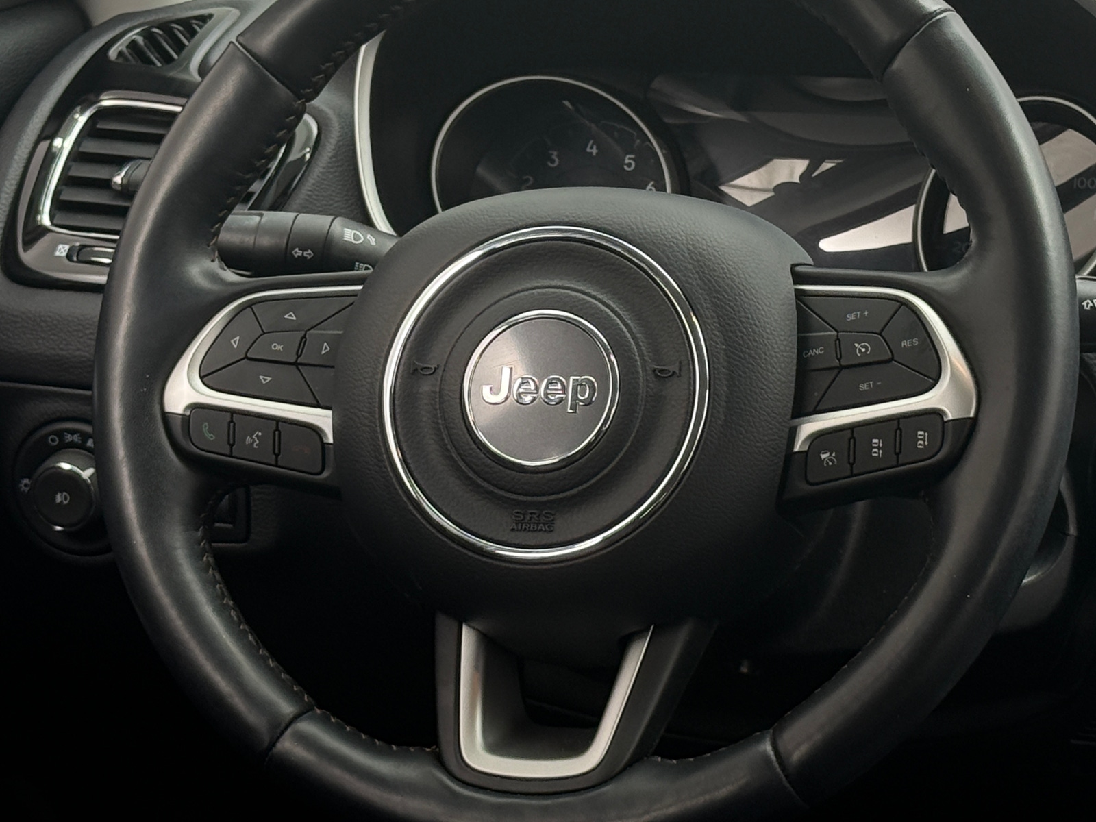 Thumbnail: 2021 Jeep Compass - 4