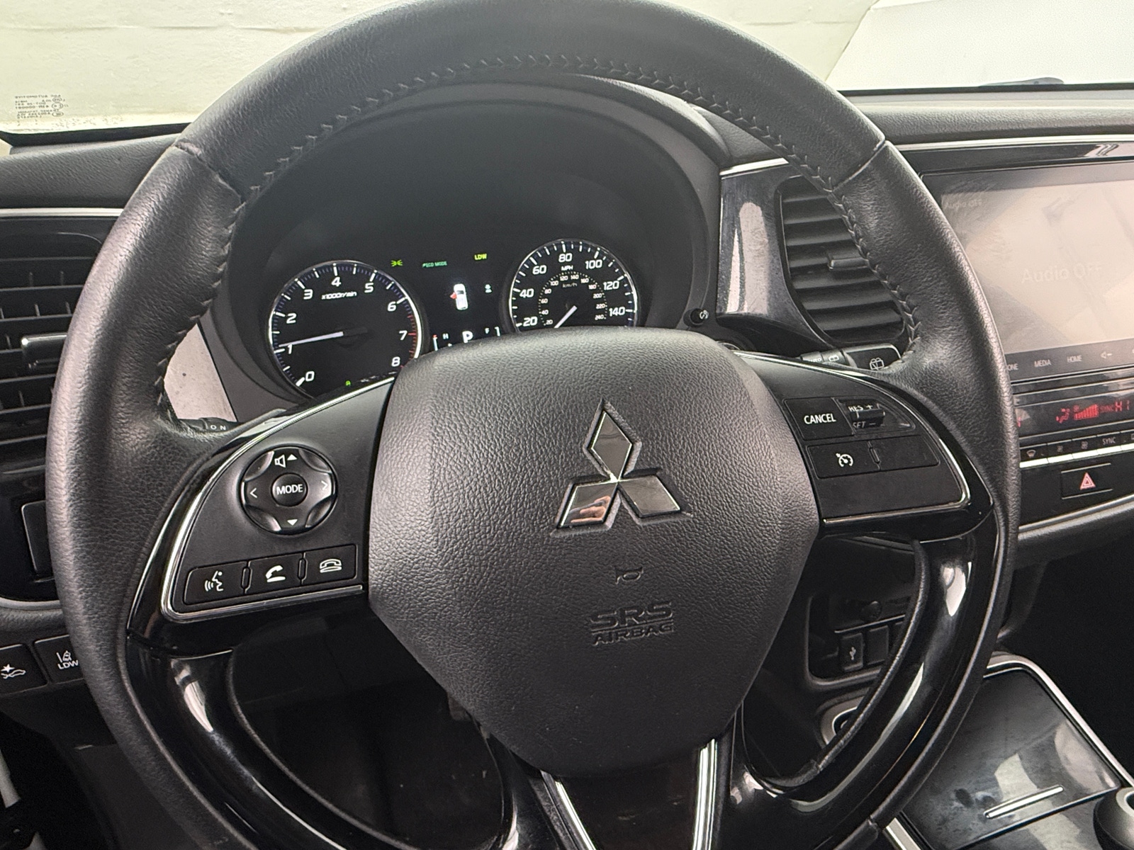 Thumbnail: 2020 Mitsubishi Outlander - 5