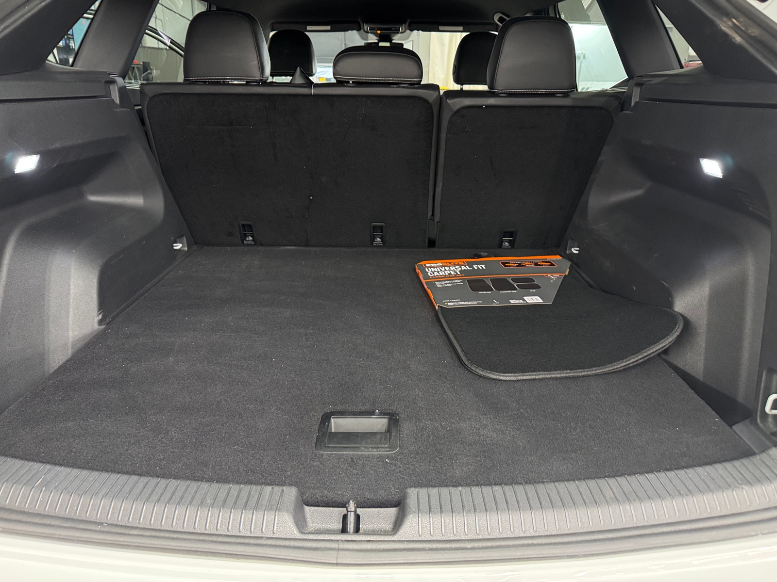 Thumbnail: 2025 Volkswagen Atlas - 6