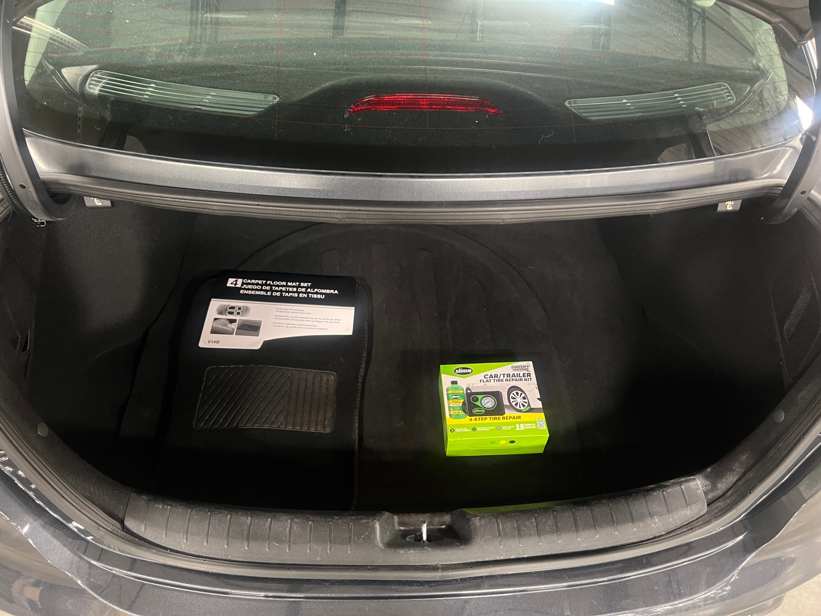 Thumbnail: 2024 Kia Forte - 7