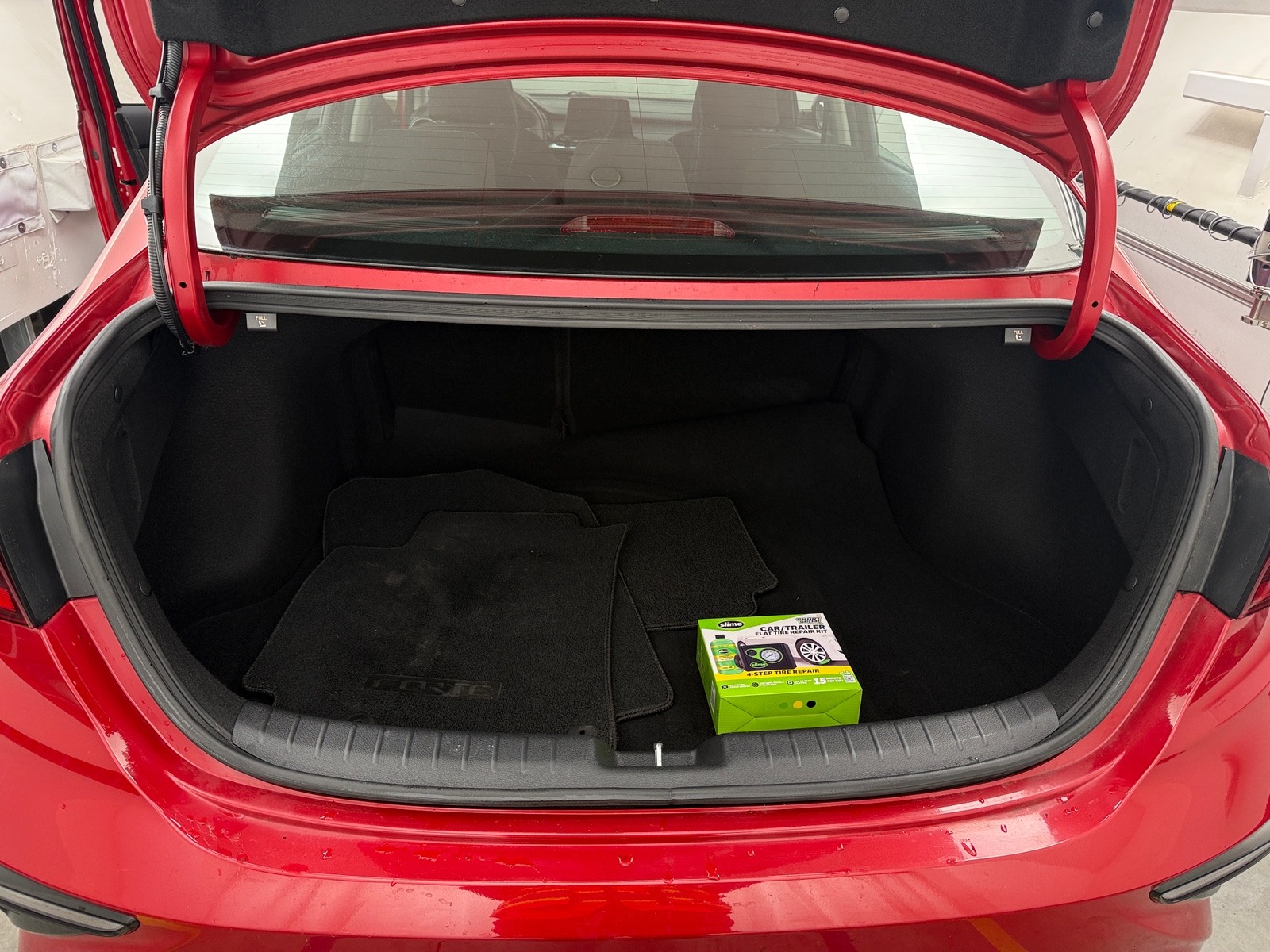 Thumbnail: 2020 Kia Forte - 7