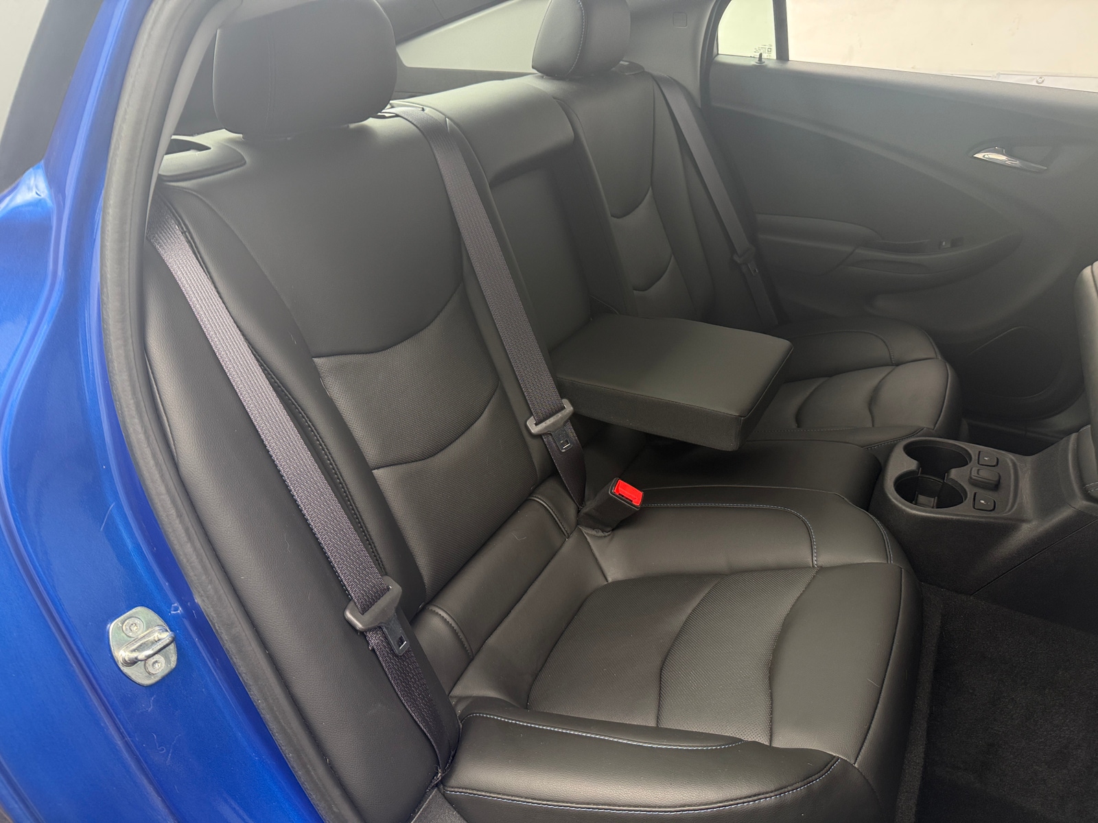 Thumbnail: 2017 Chevrolet Volt - 5