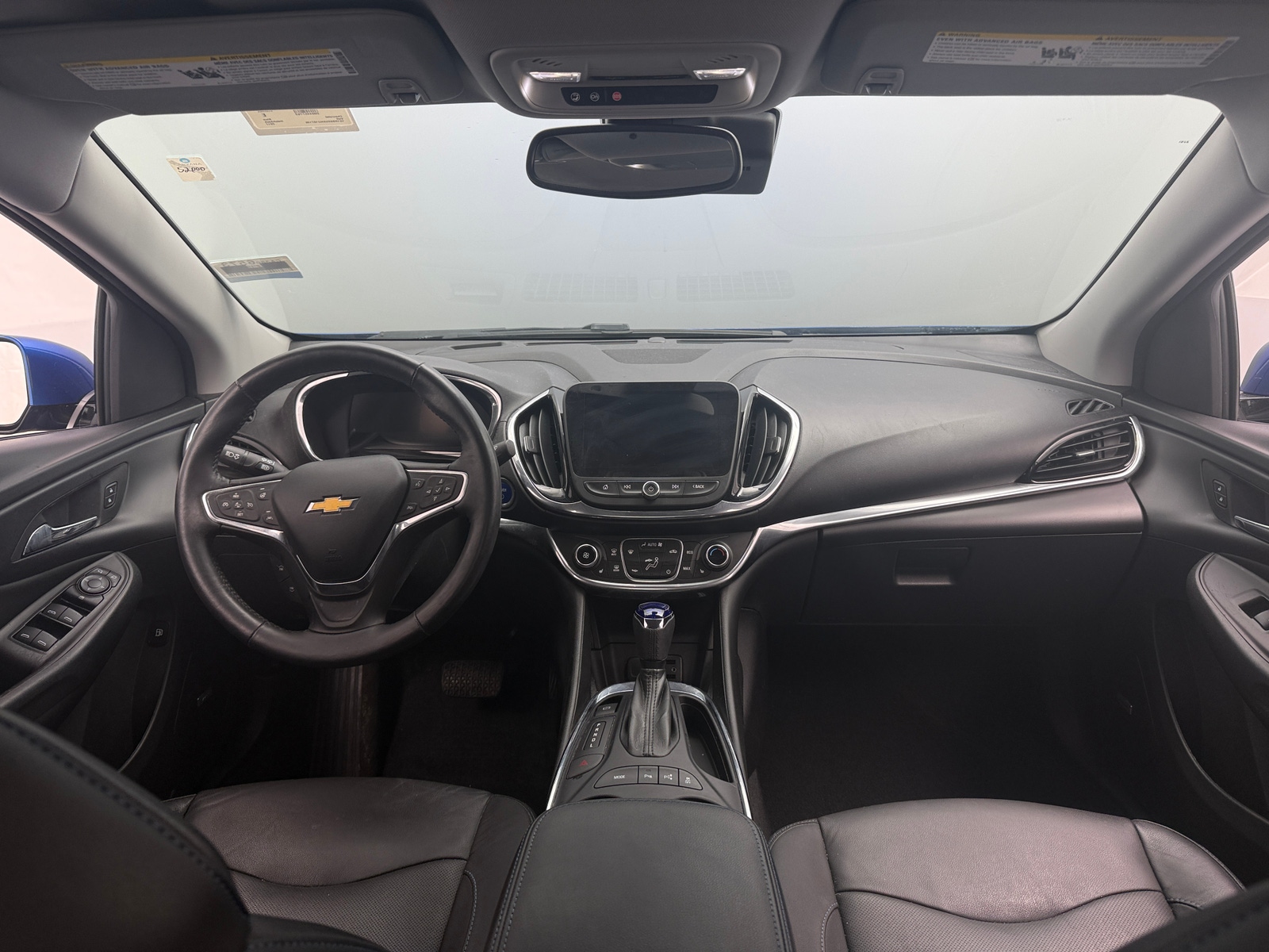 Thumbnail: 2017 Chevrolet Volt - 2