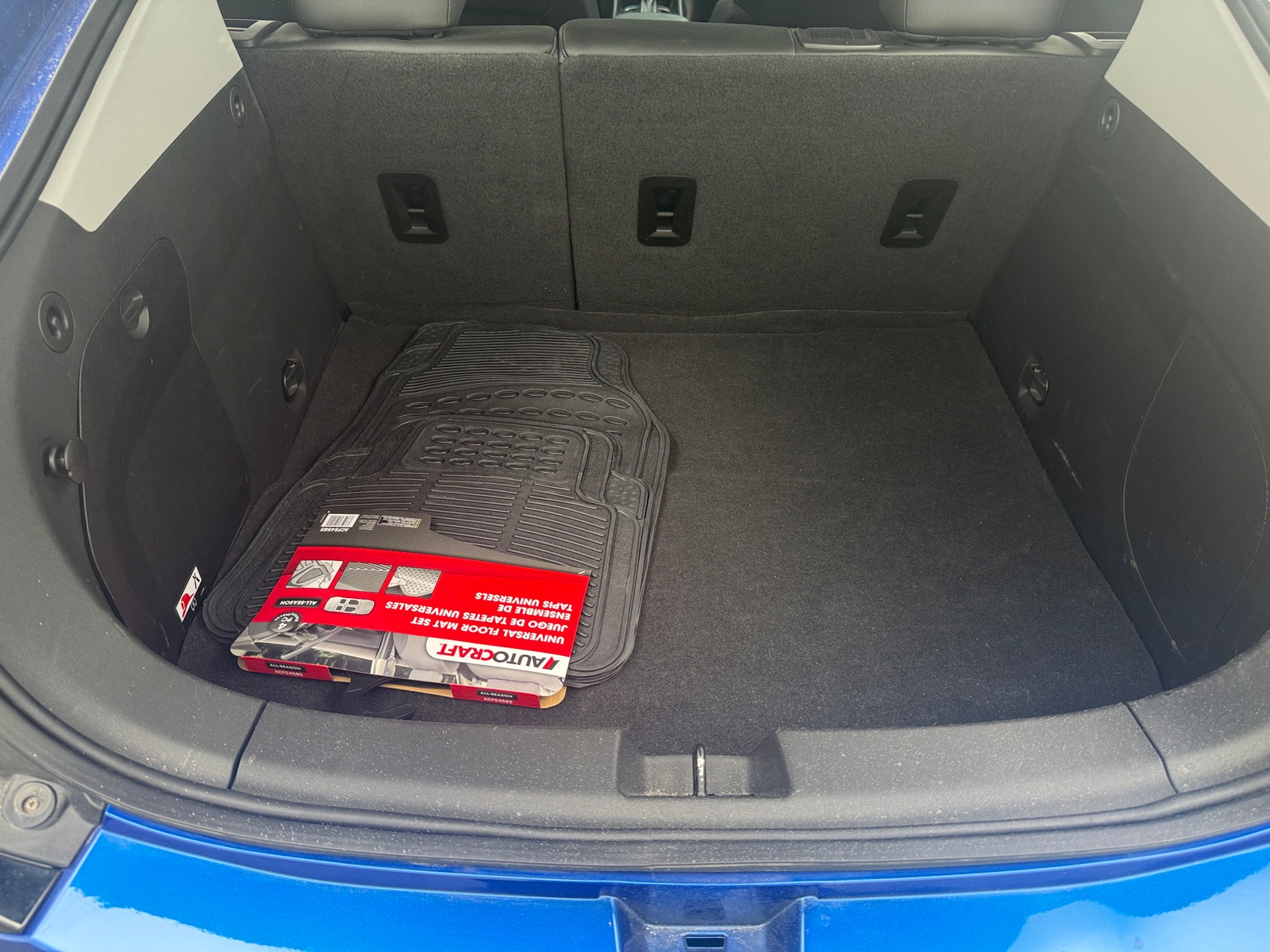 Thumbnail: 2017 Chevrolet Volt - 6