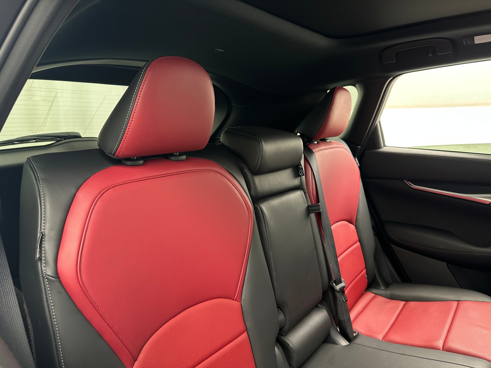 Thumbnail: 2025 INFINITI QX50 - 5