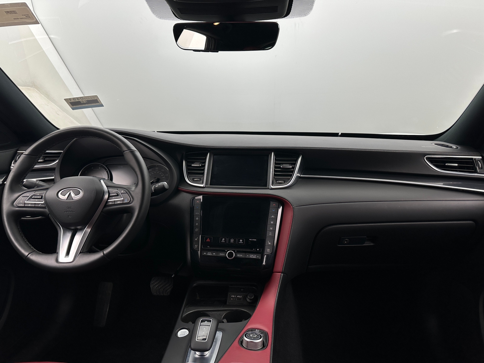 Thumbnail: 2025 INFINITI QX50 - 2