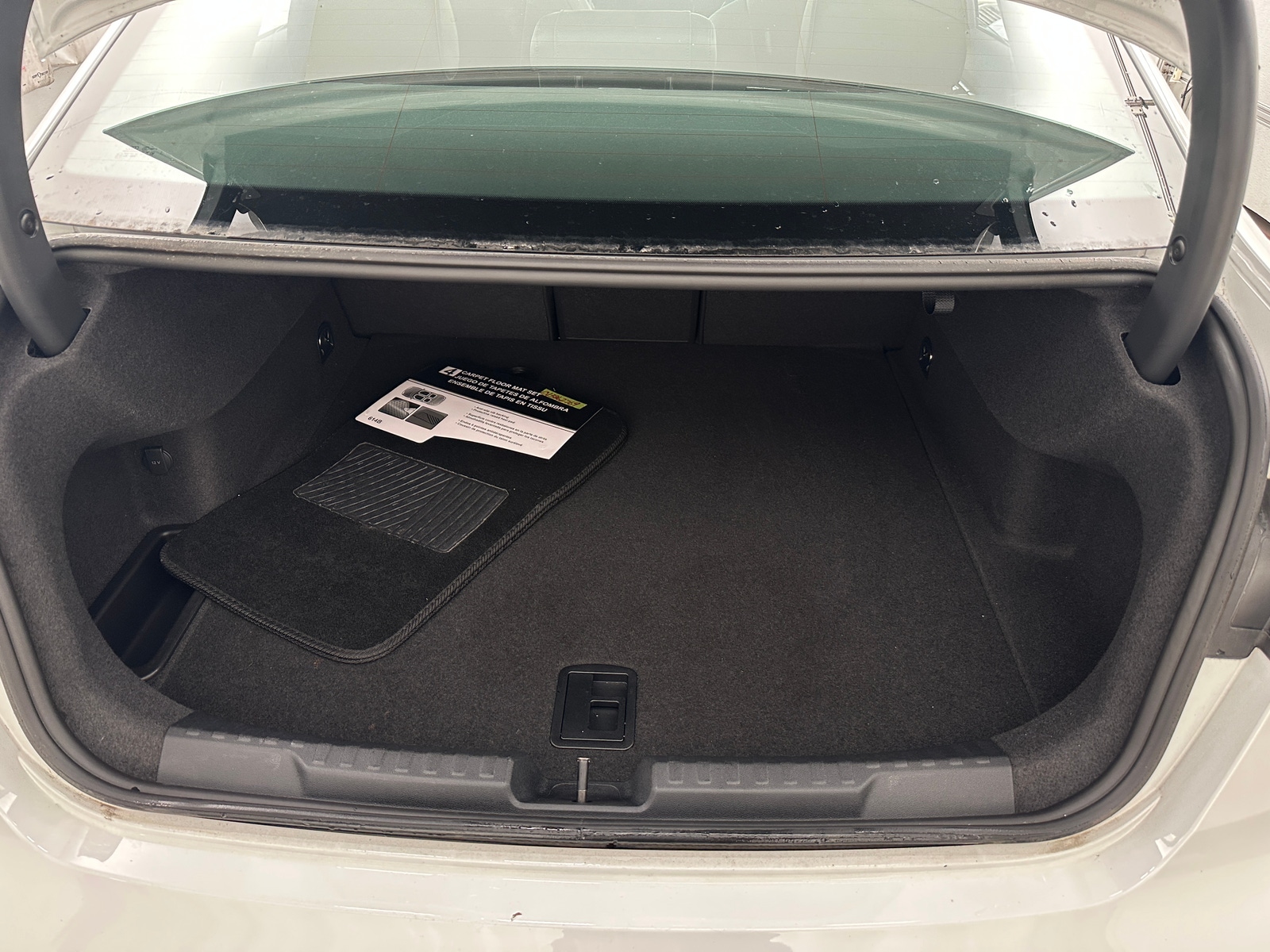 Thumbnail: 2024 Audi RS 3 - 6