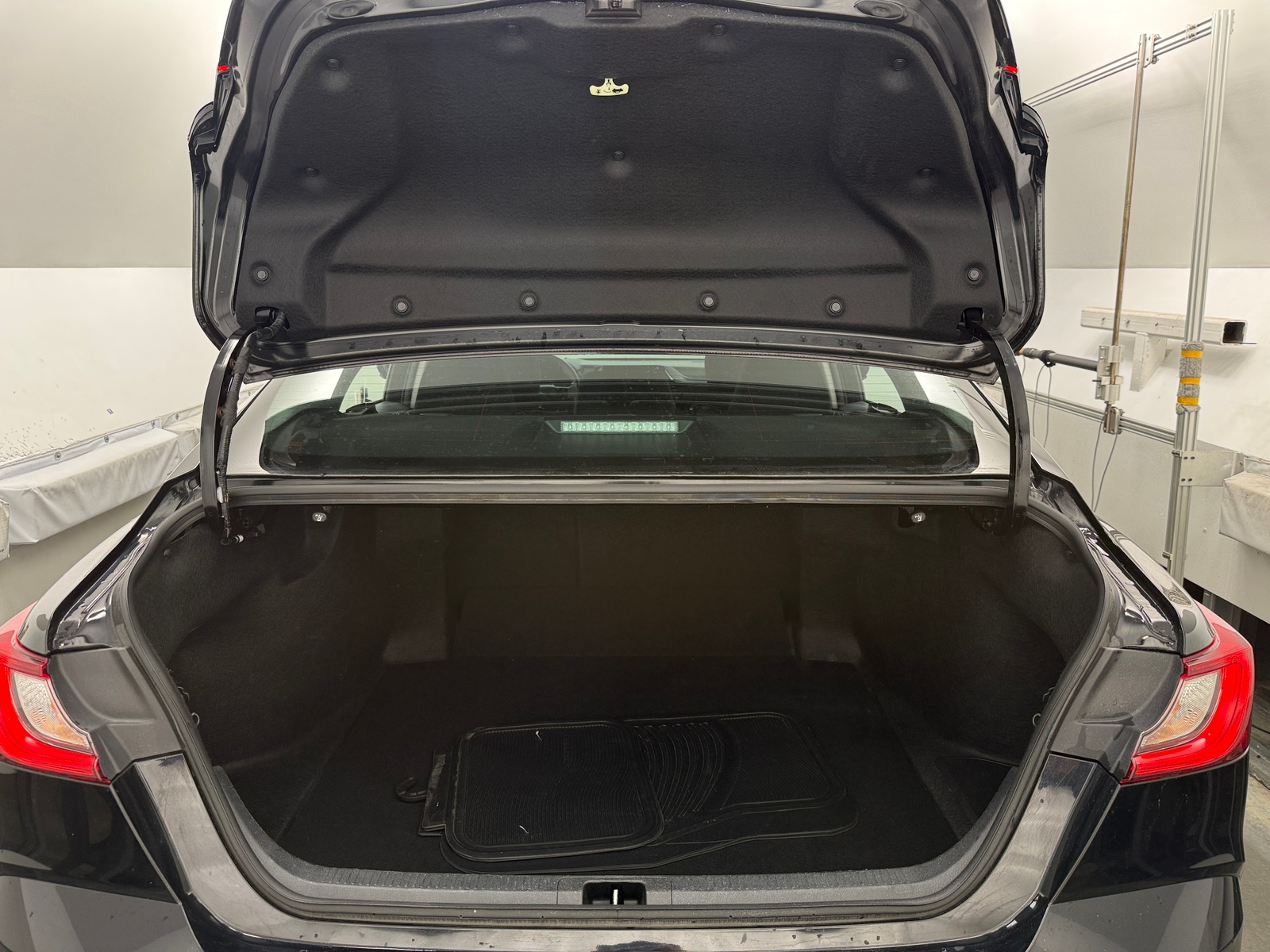 Thumbnail: 2025 Toyota Camry - 7