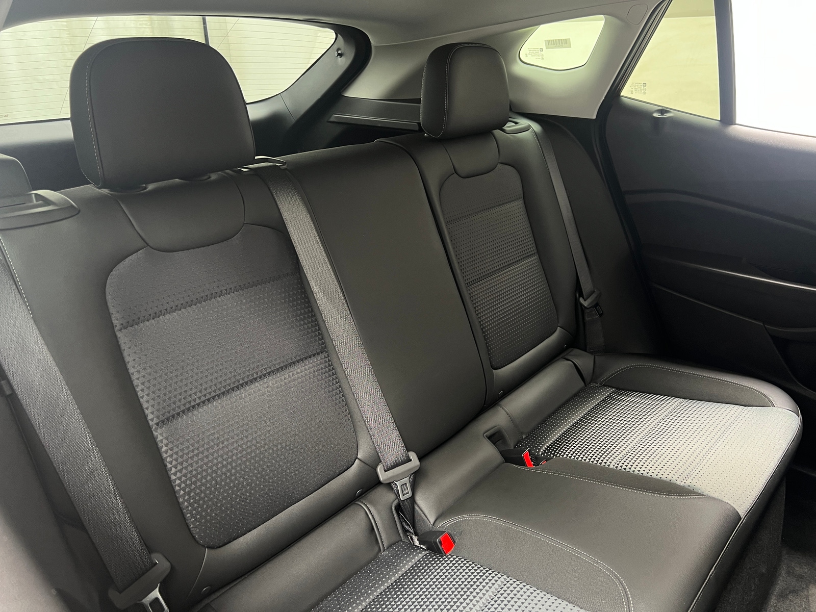 Thumbnail: 2025 Chevrolet Trax - 6