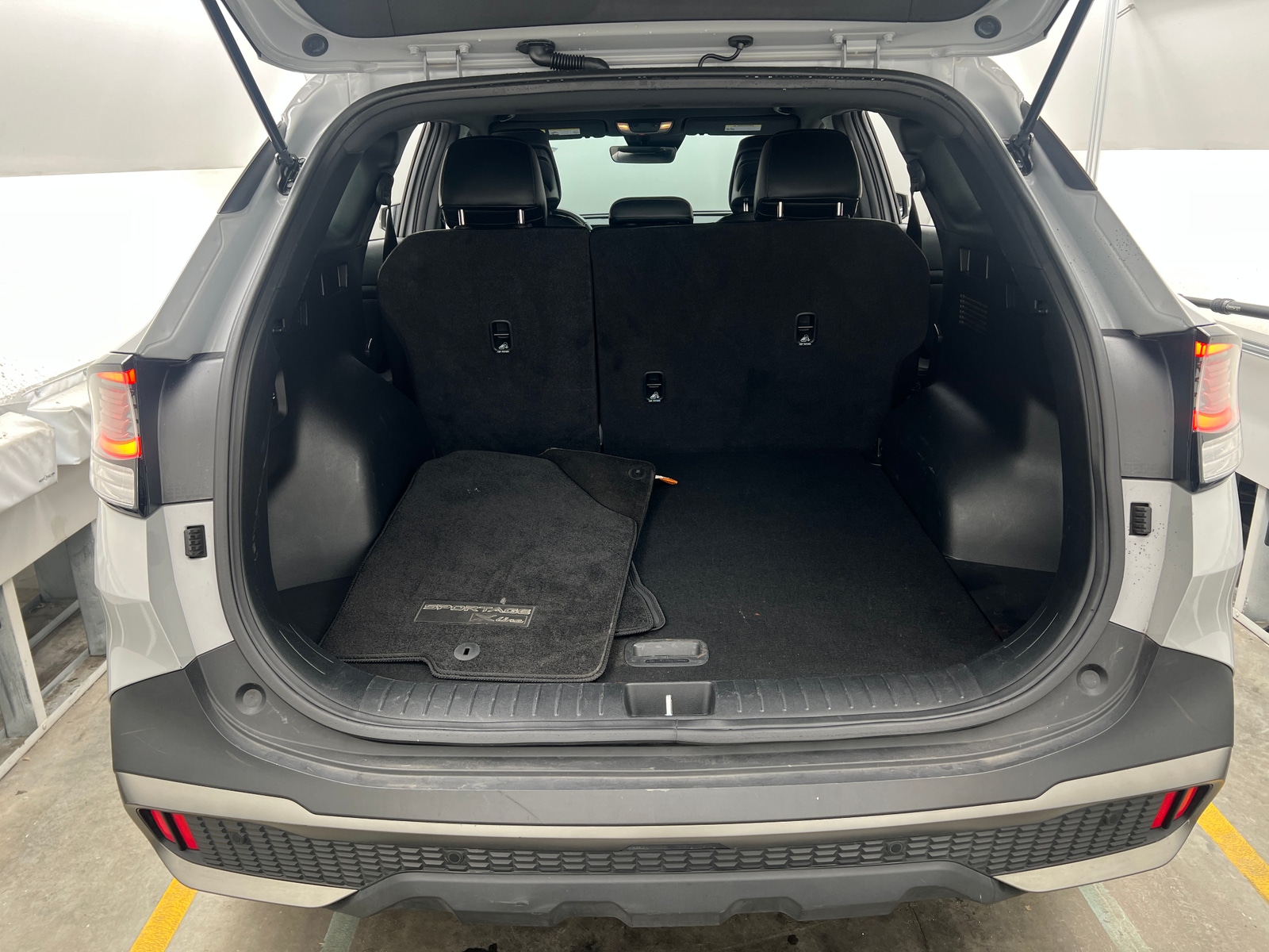 Thumbnail: 2024 Kia Sportage - 6