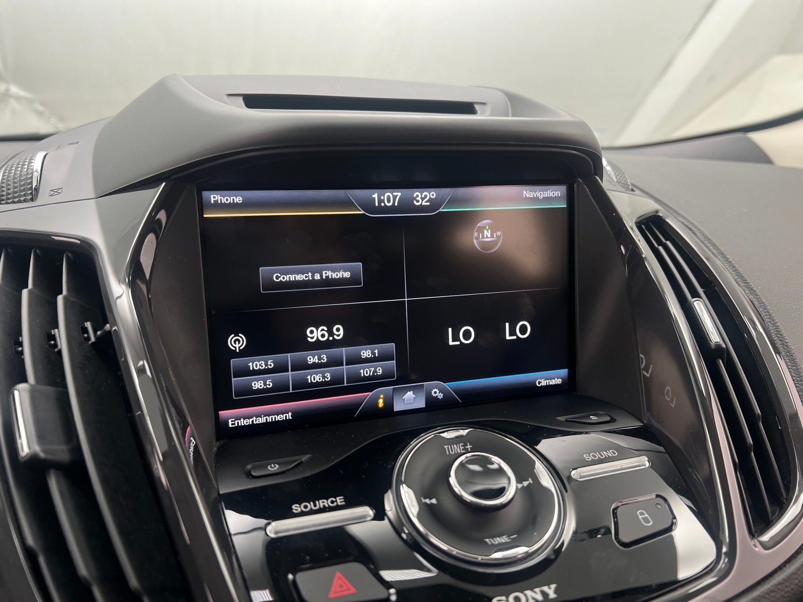 Thumbnail: 2014 Ford Escape - 3