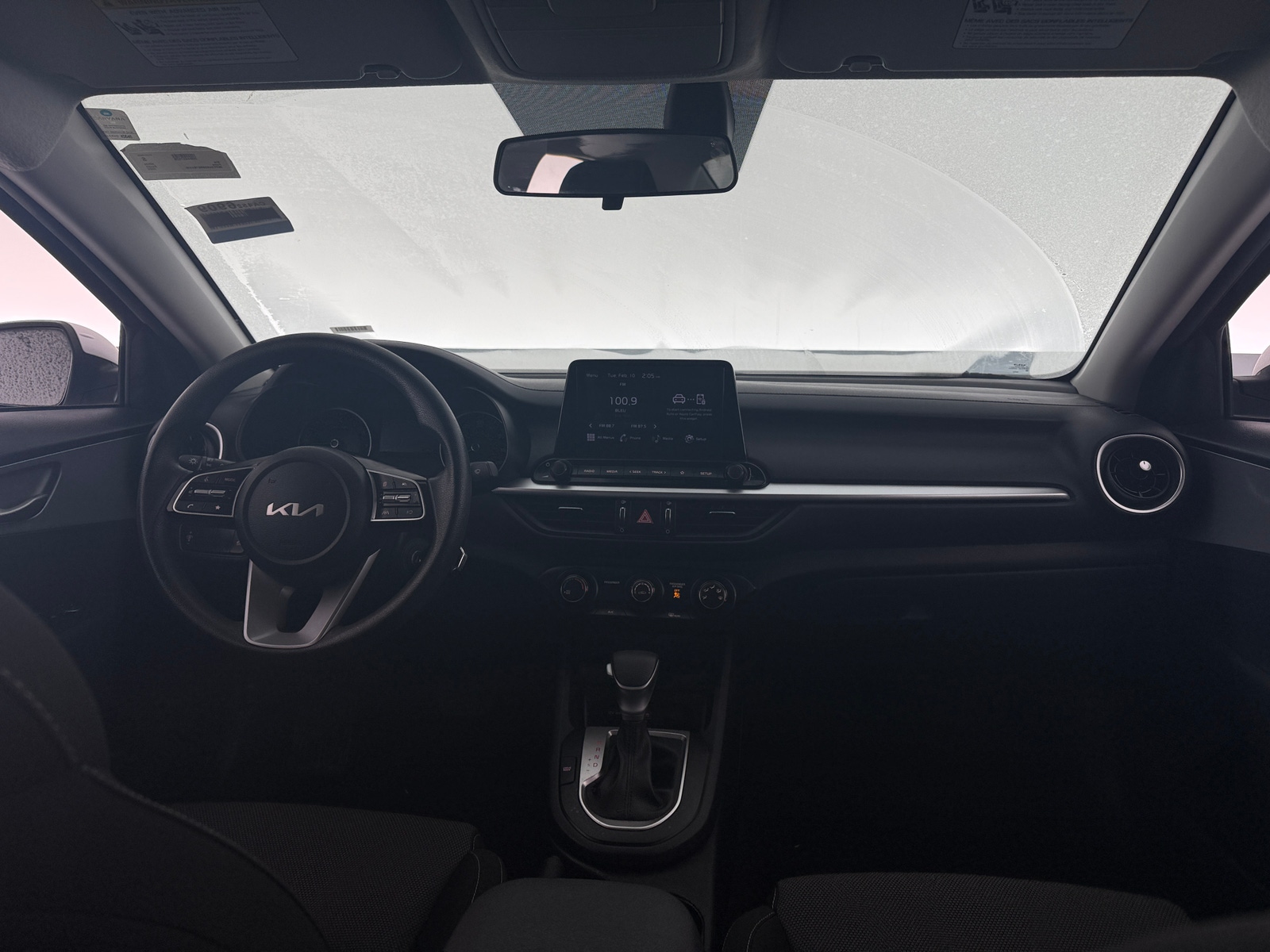 Thumbnail: 2024 Kia Forte - 3