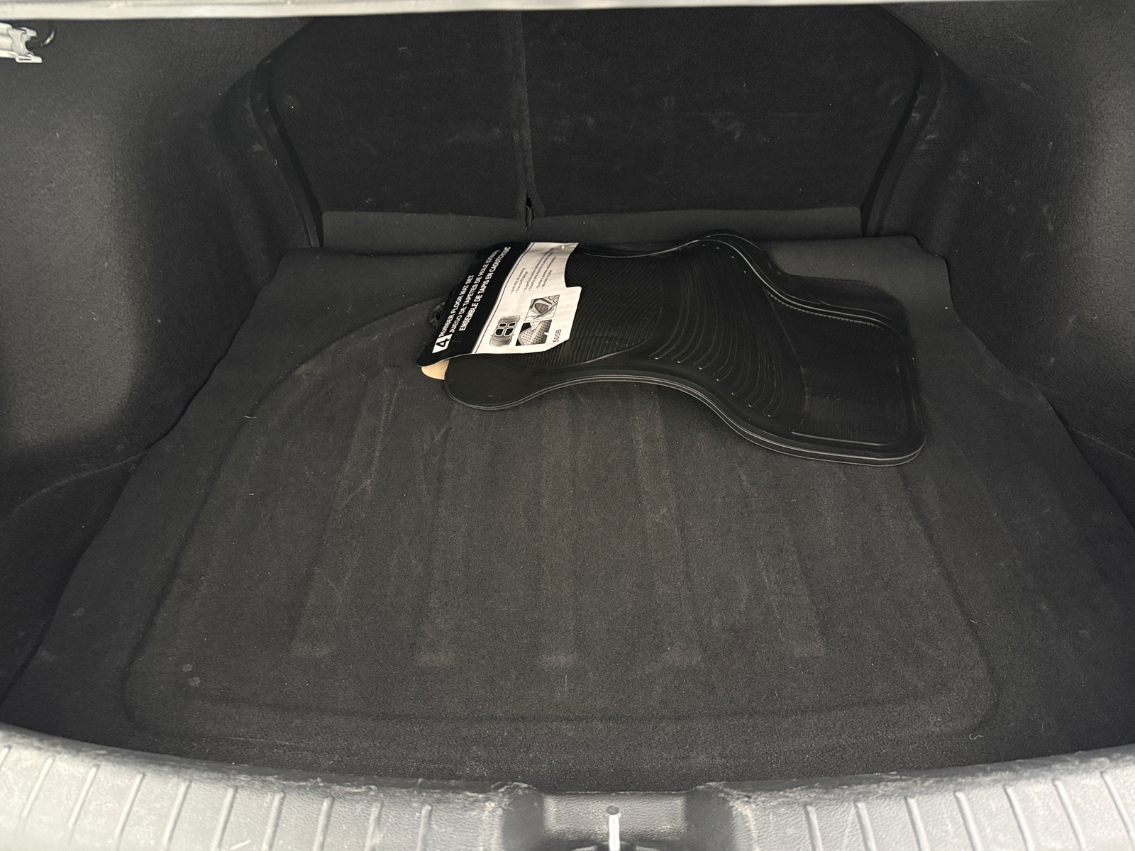 Thumbnail: 2024 Kia Forte - 7