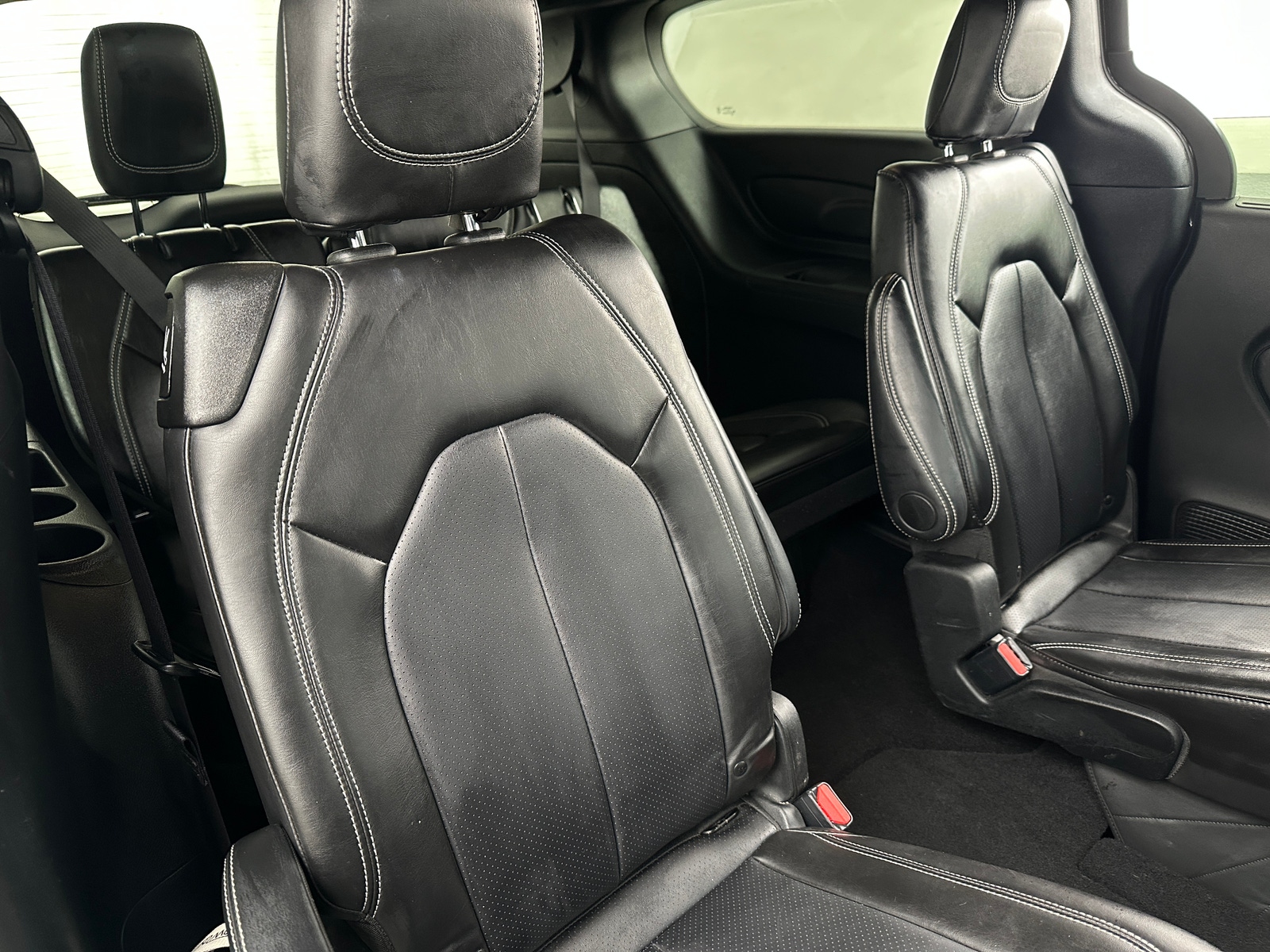 Thumbnail: 2025 Chrysler Pacifica - 5