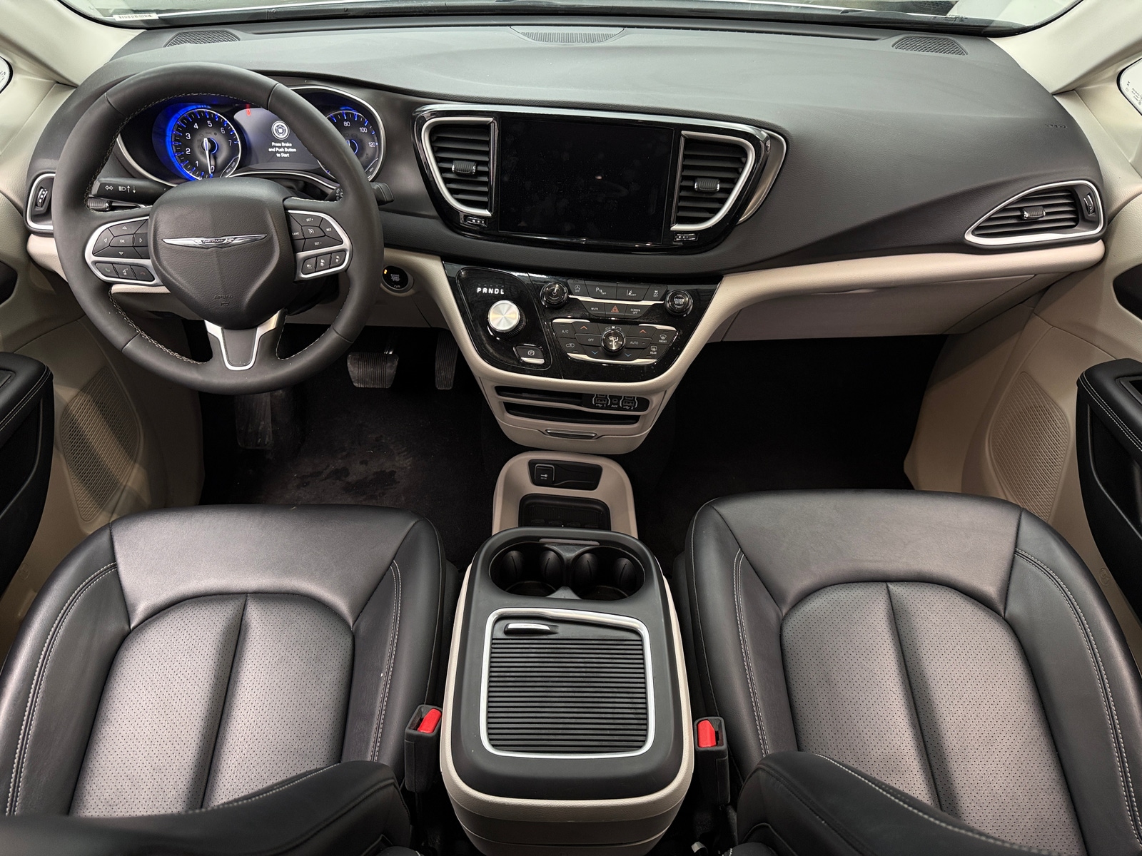 Thumbnail: 2024 Chrysler Pacifica - 2