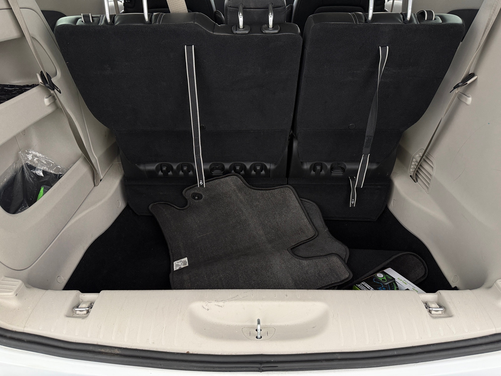 Thumbnail: 2024 Chrysler Pacifica - 6