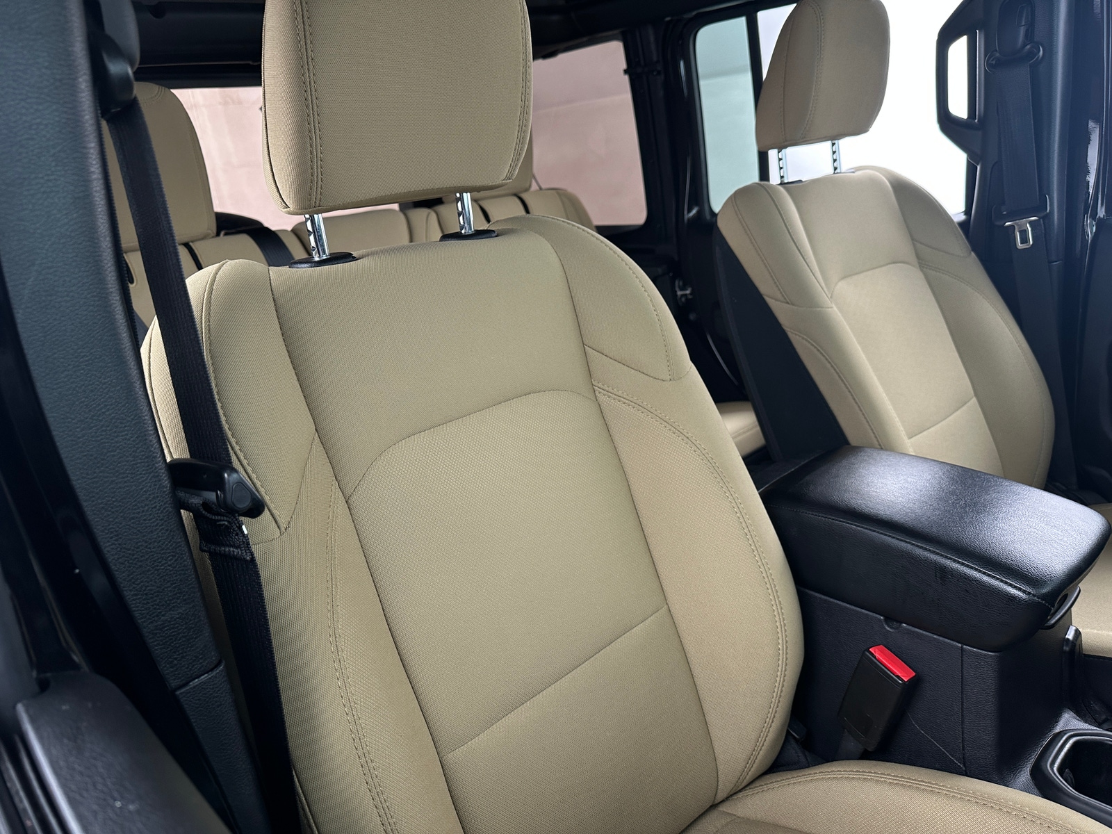 Thumbnail: 2022 Jeep Wrangler - 2