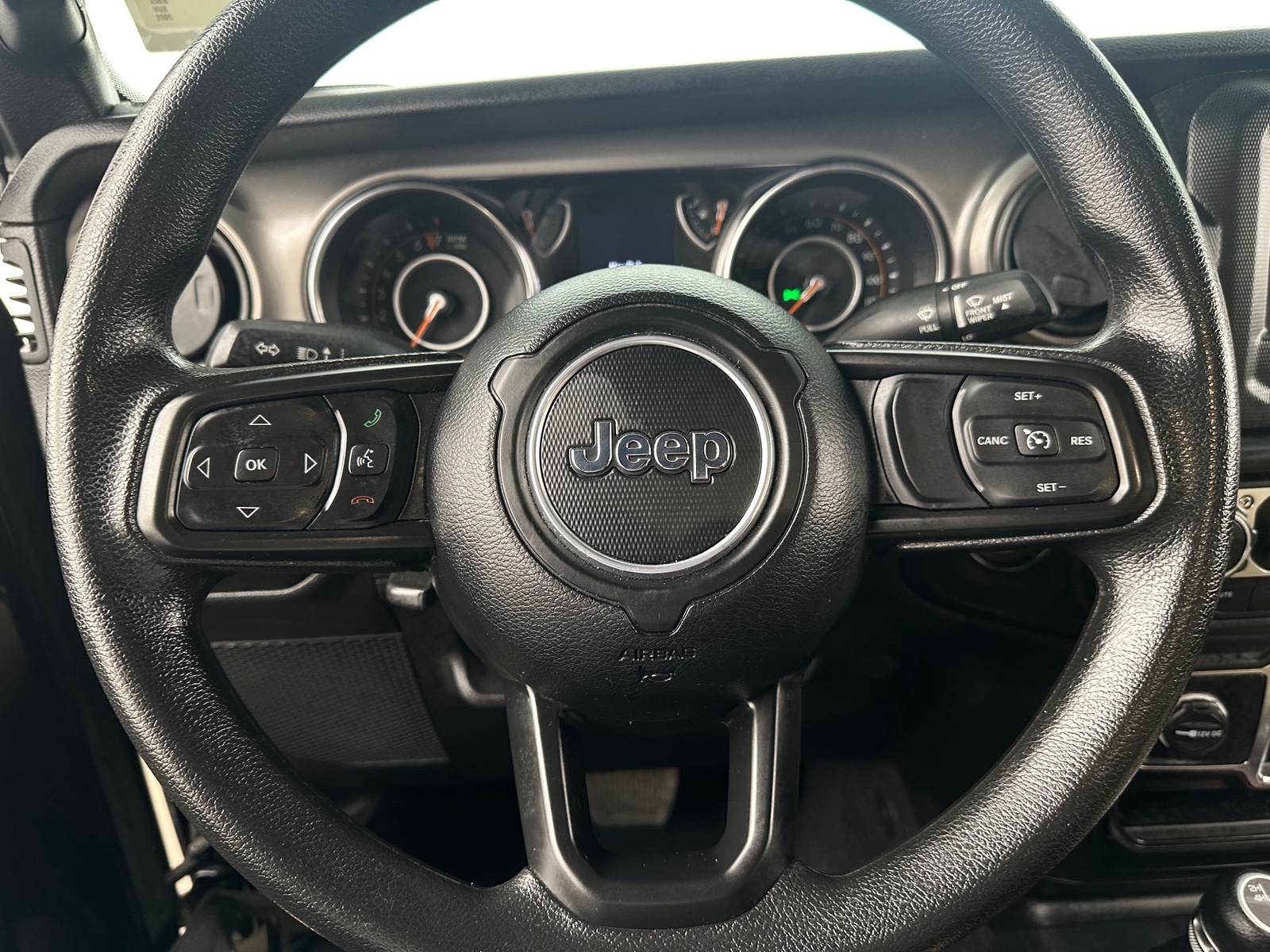 Thumbnail: 2022 Jeep Wrangler - 5