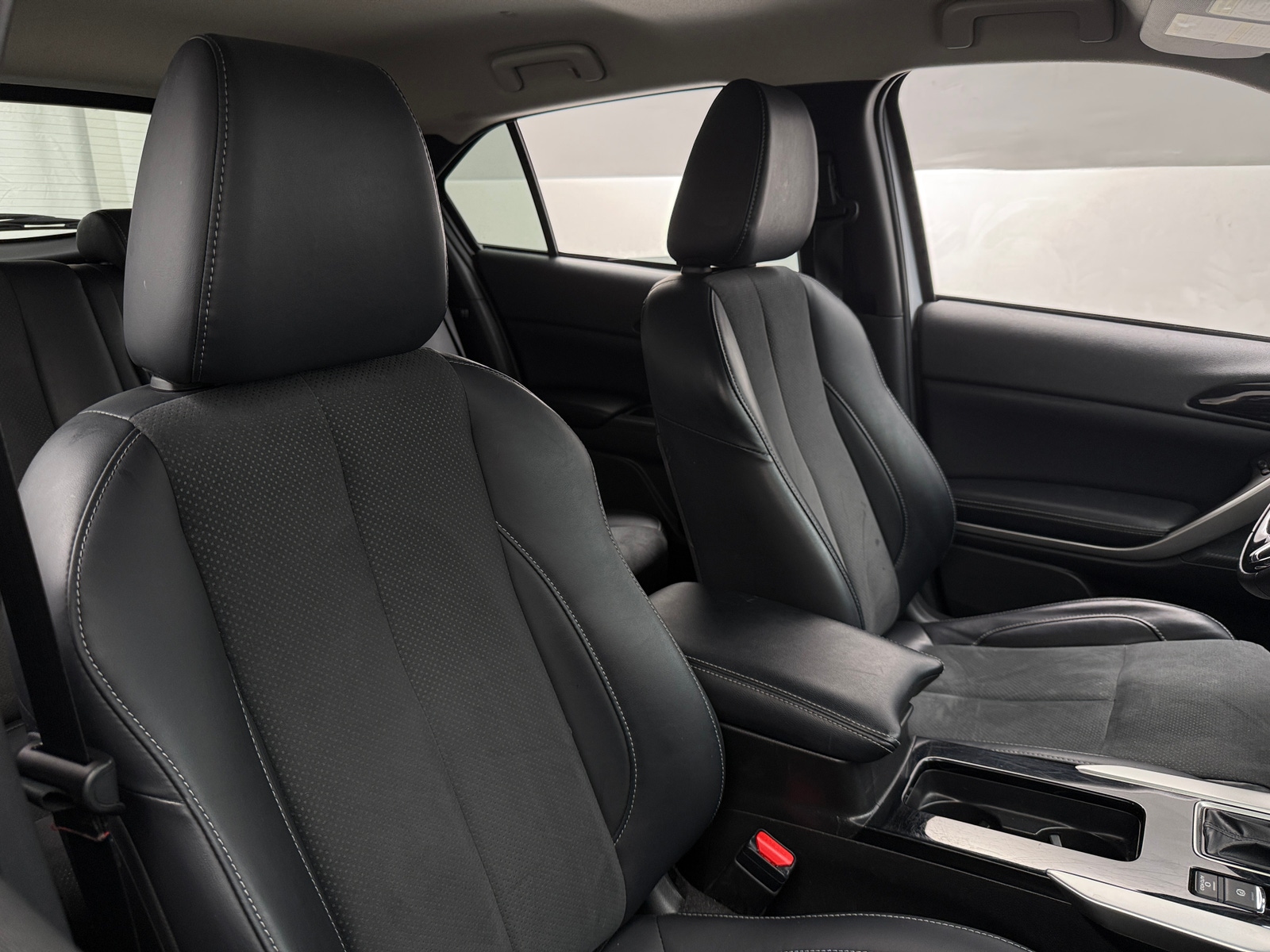 Thumbnail: 2024 Mitsubishi Eclipse Cross - 2