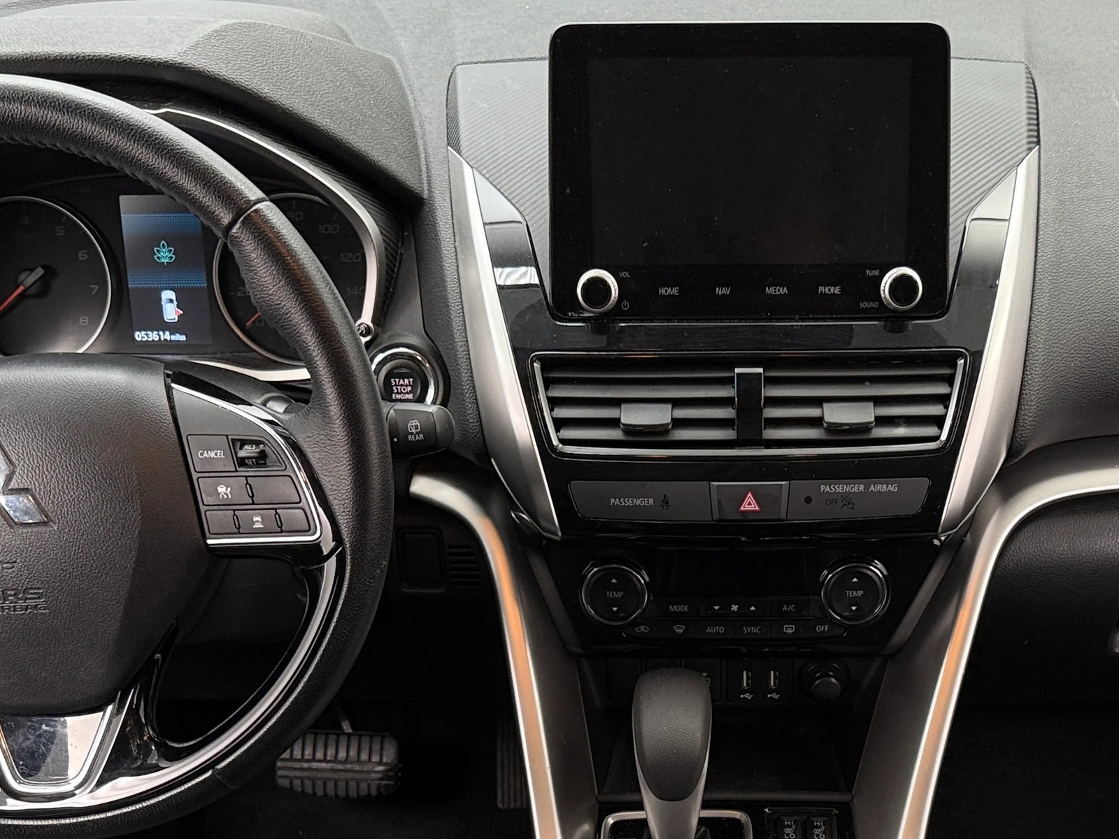 Thumbnail: 2024 Mitsubishi Eclipse Cross - 3