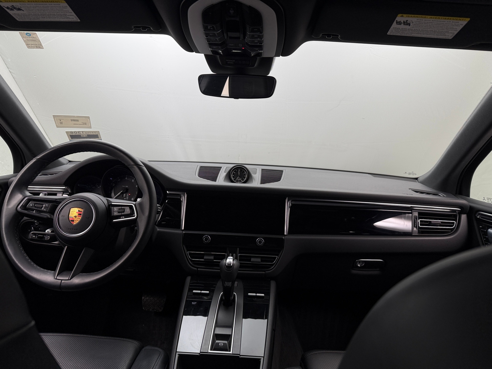 Thumbnail: 2023 Porsche Macan - 2