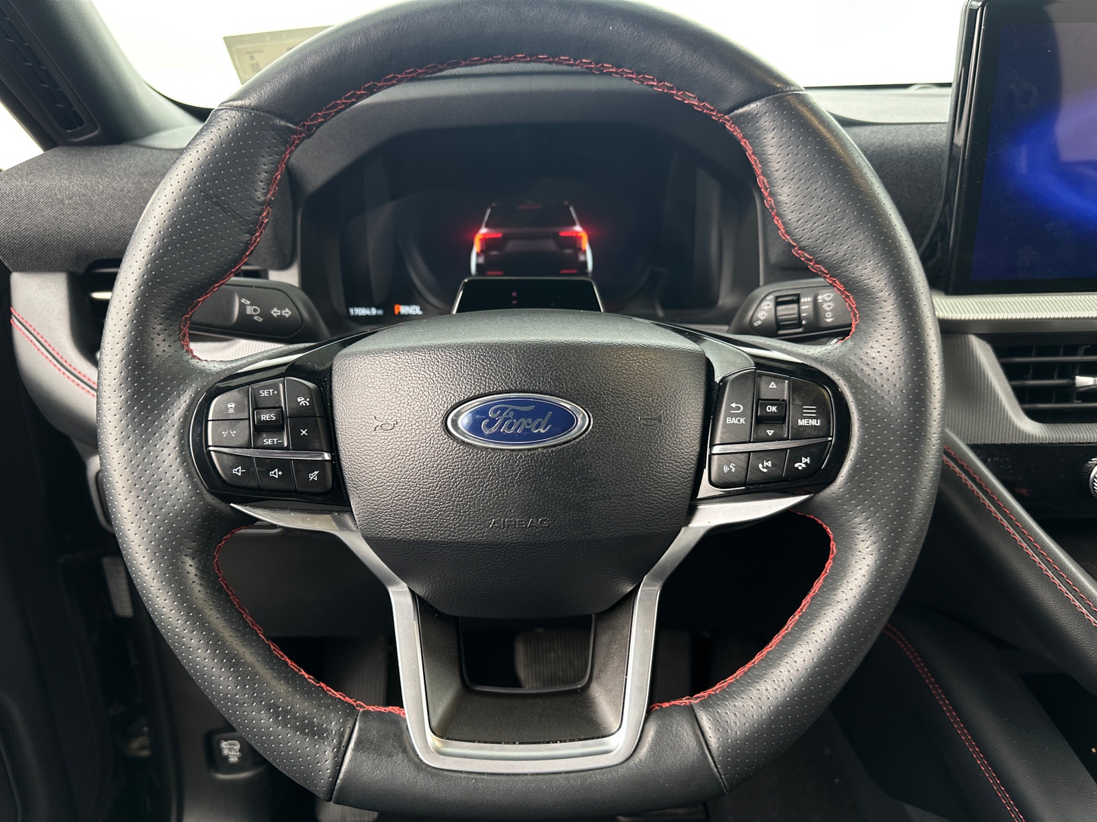 Thumbnail: 2025 Ford Explorer - 4