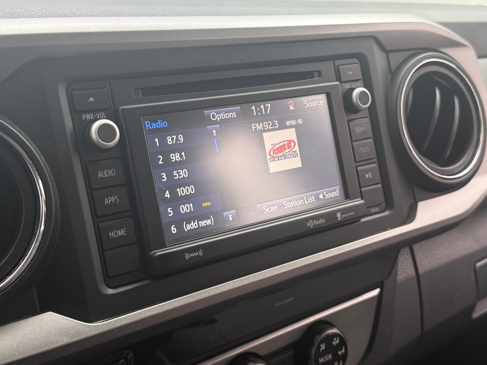 Thumbnail: 2018 Toyota Tacoma - 4