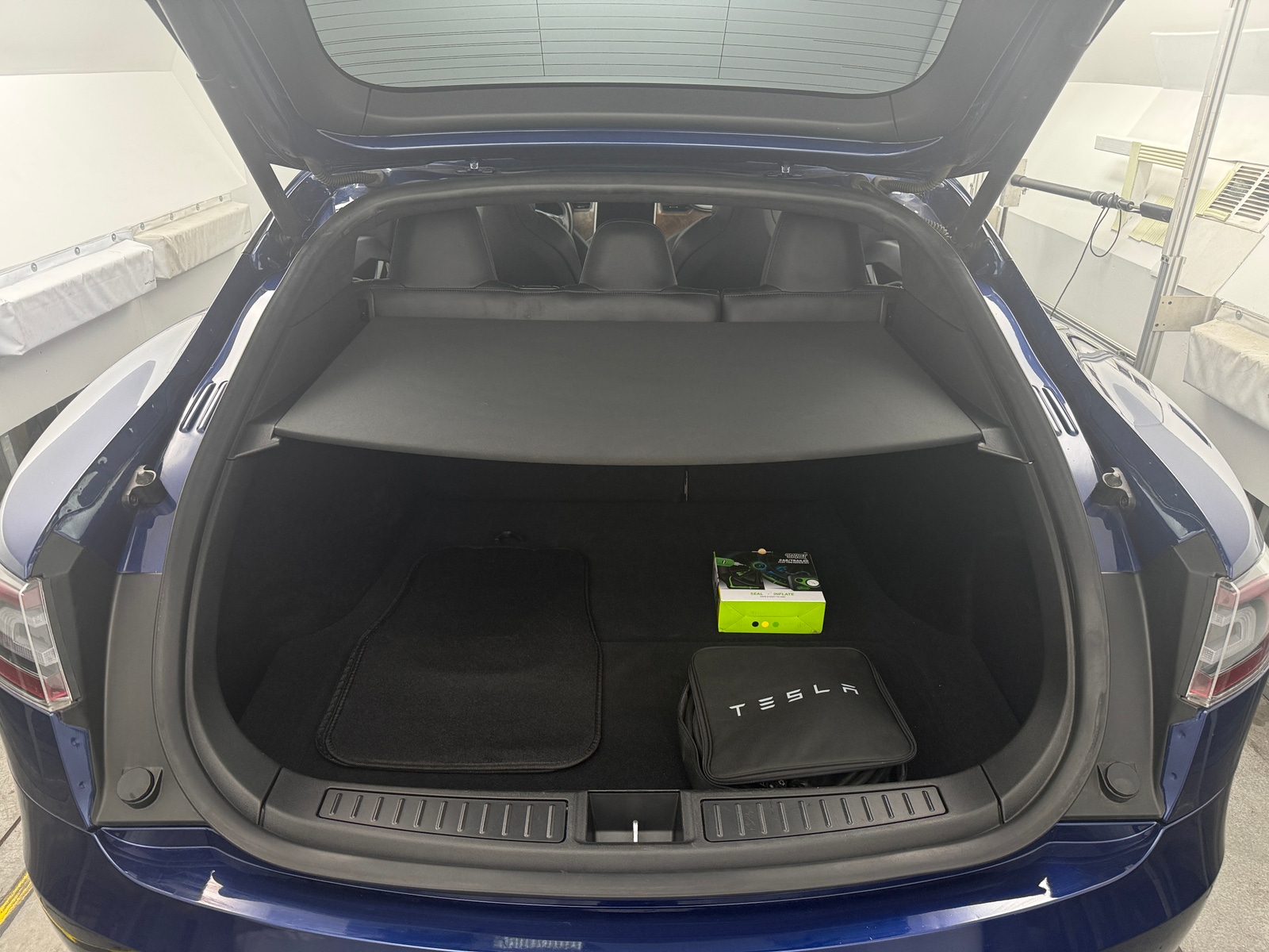 Thumbnail: 2019 Tesla Model S - 6