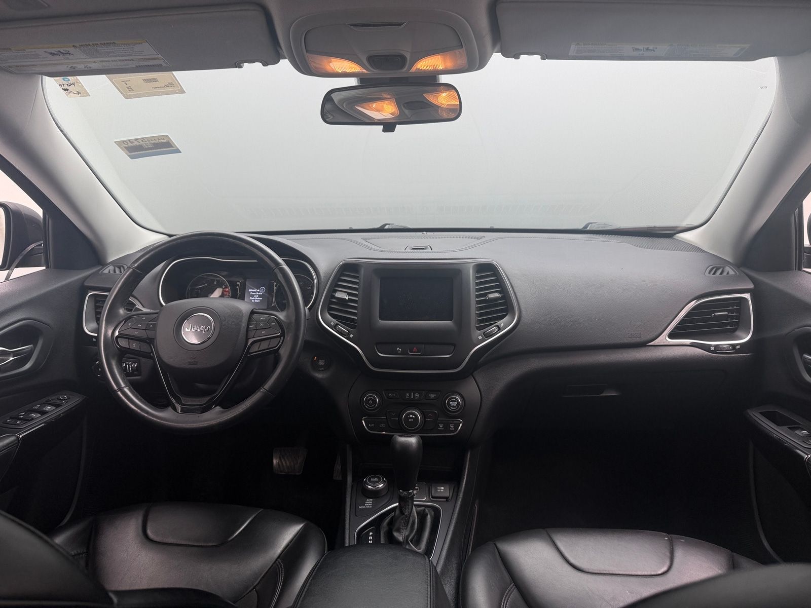 Thumbnail: 2019 Jeep Cherokee - 3