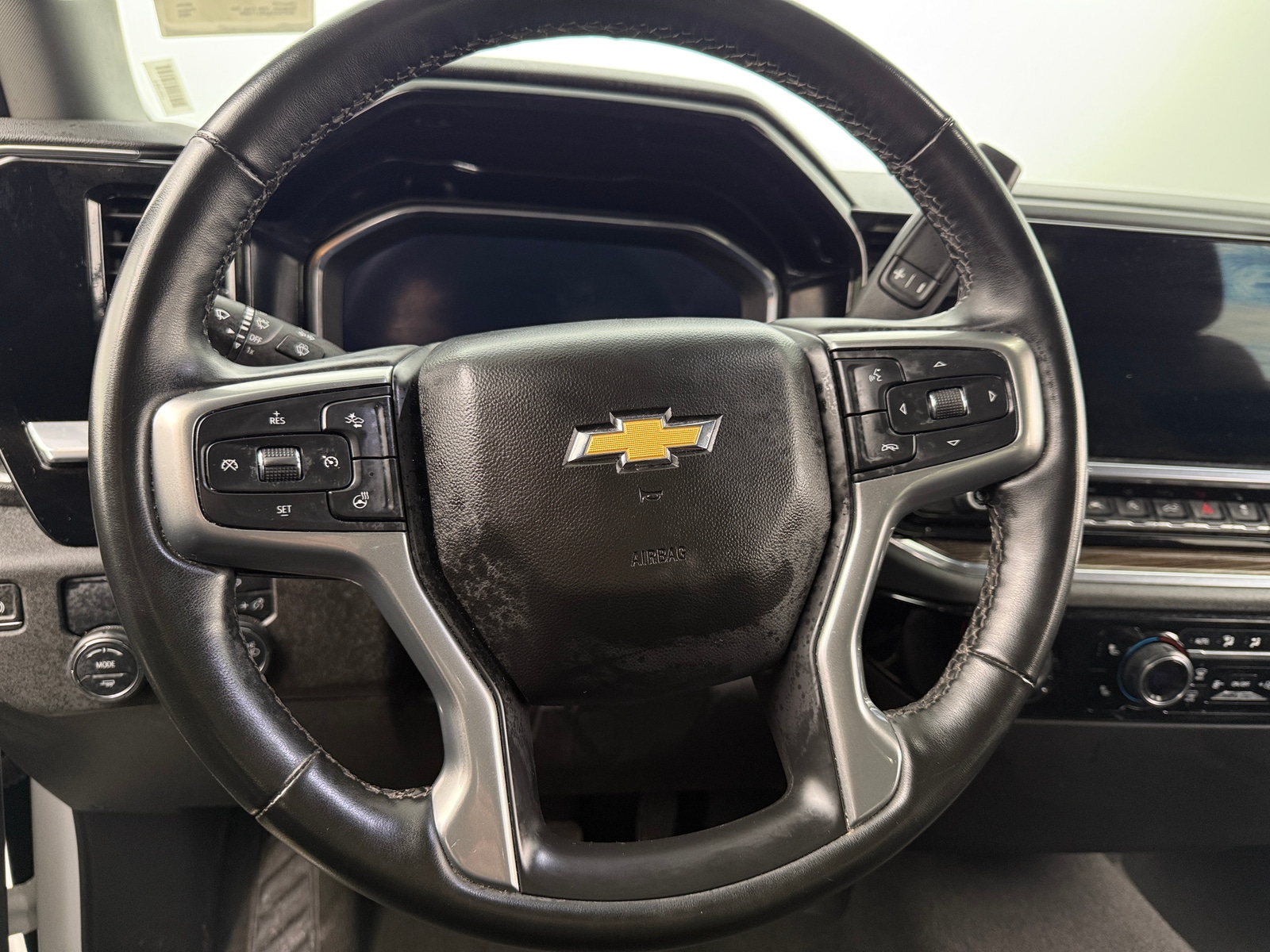 Thumbnail: 2024 Chevrolet Silverado 1500 - 5