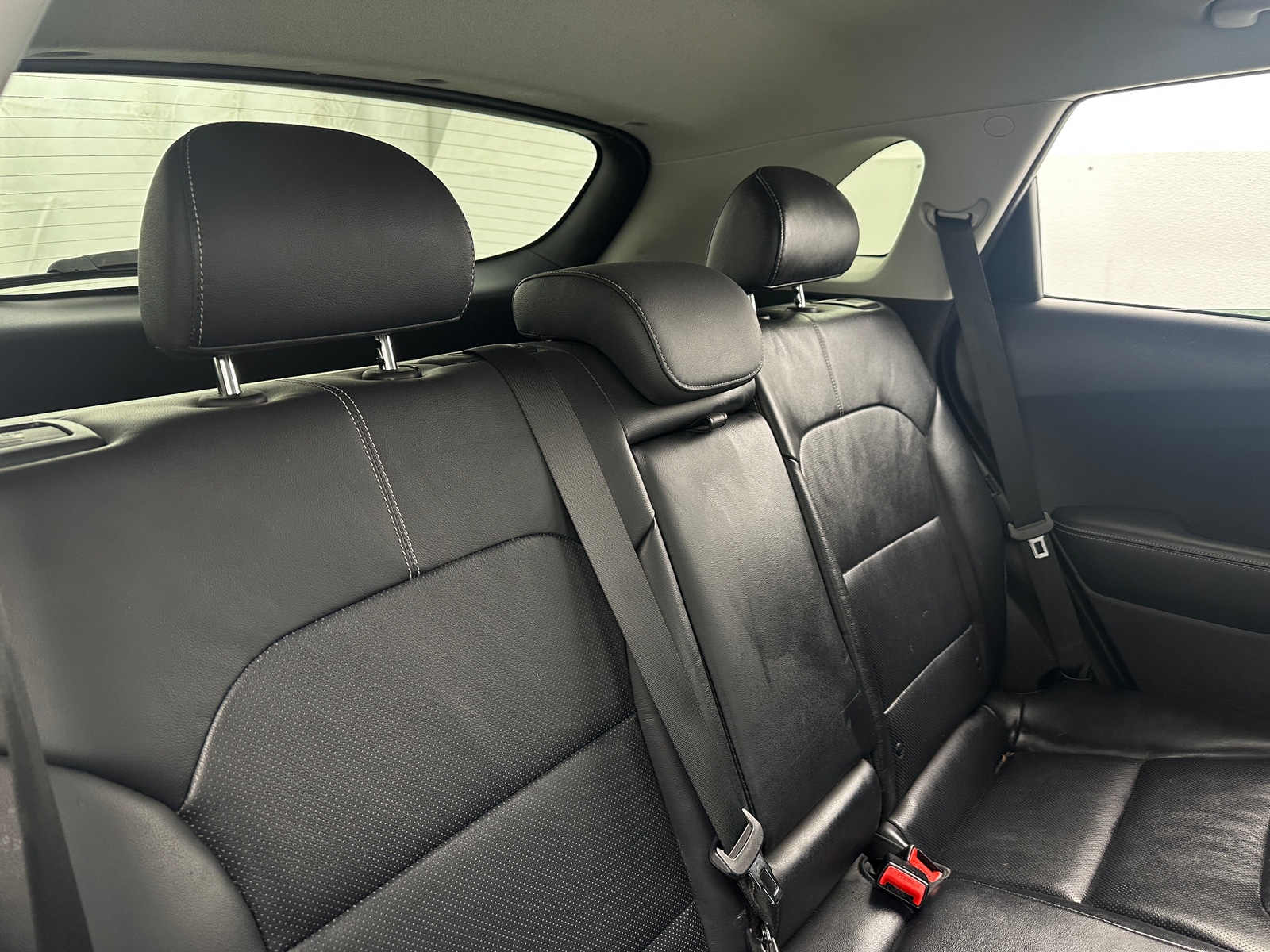 Thumbnail: 2017 Kia Niro - 5