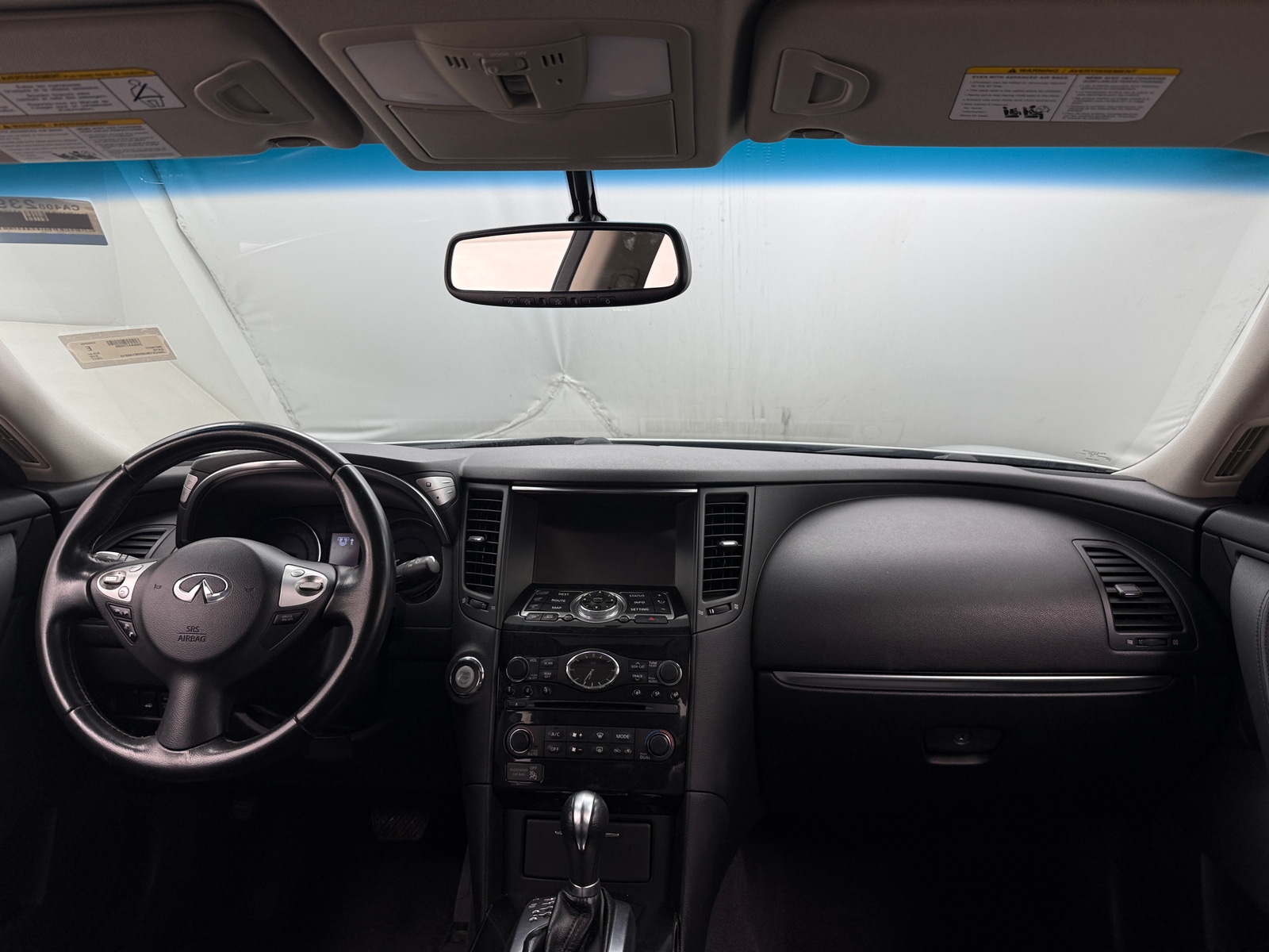 Thumbnail: 2017 INFINITI QX70 - 2