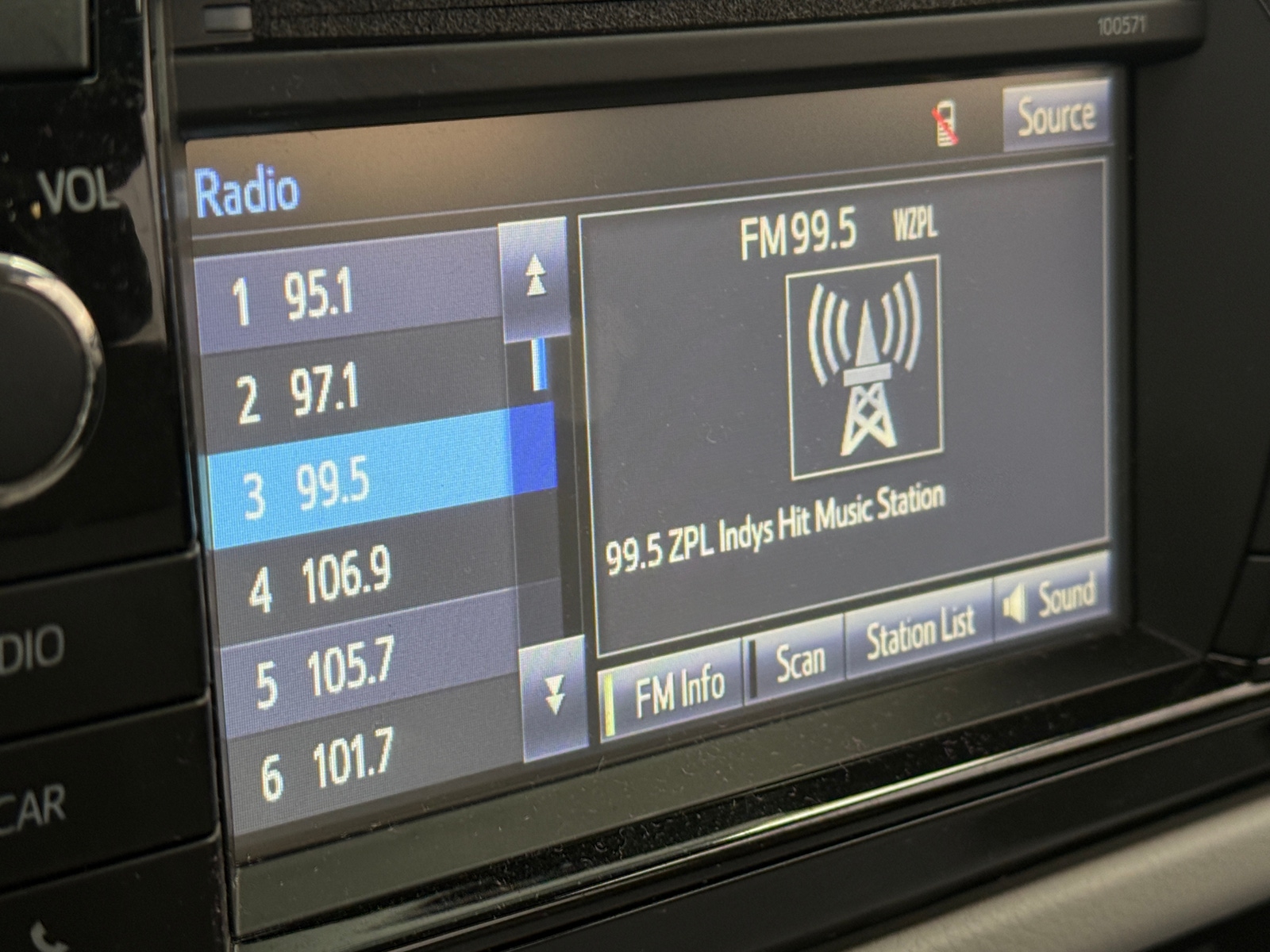 Thumbnail: 2016 Toyota Corolla - 4